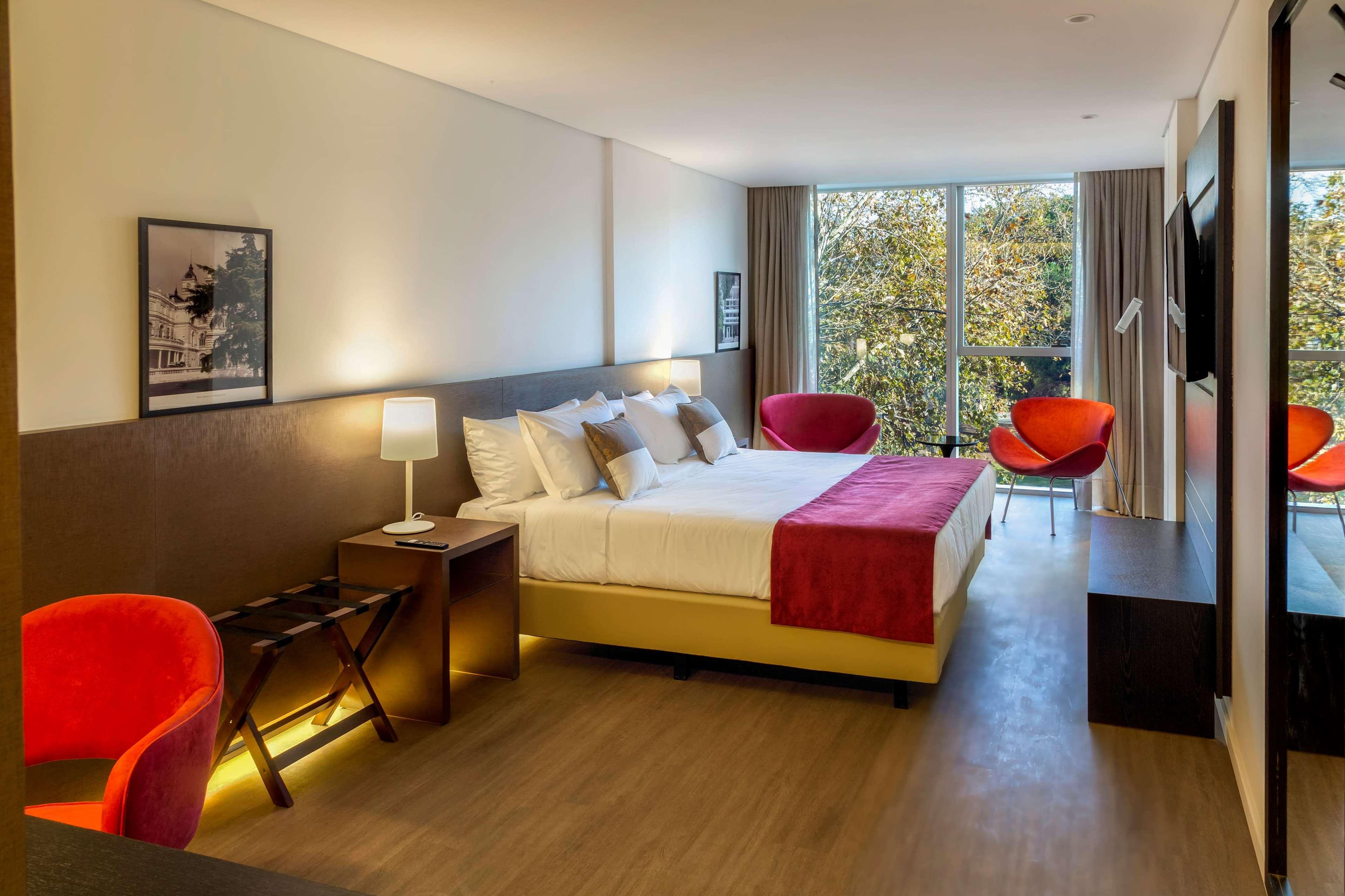 Double Classic City View