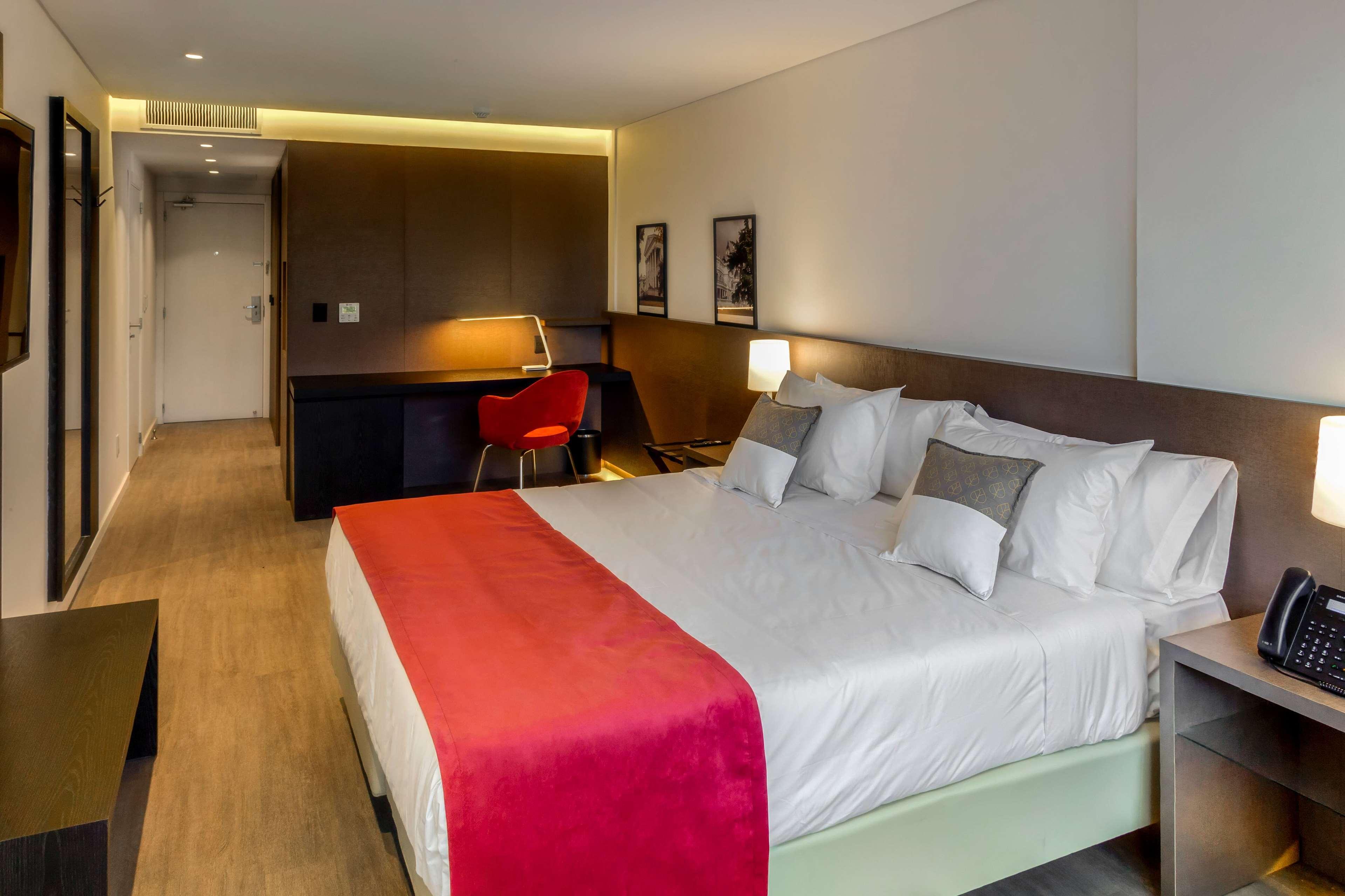 Double Classic City View