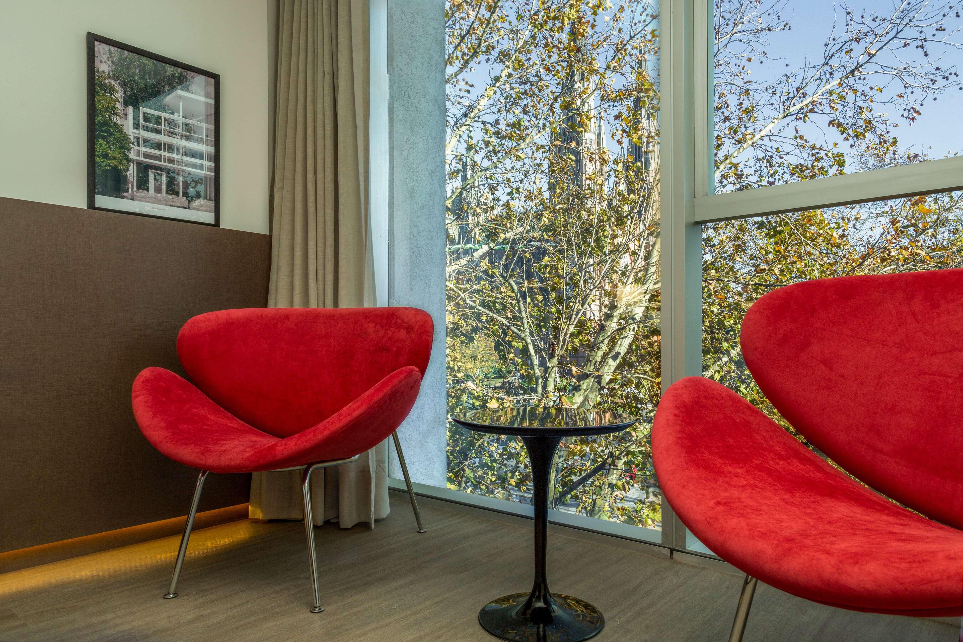 Double Classic City View