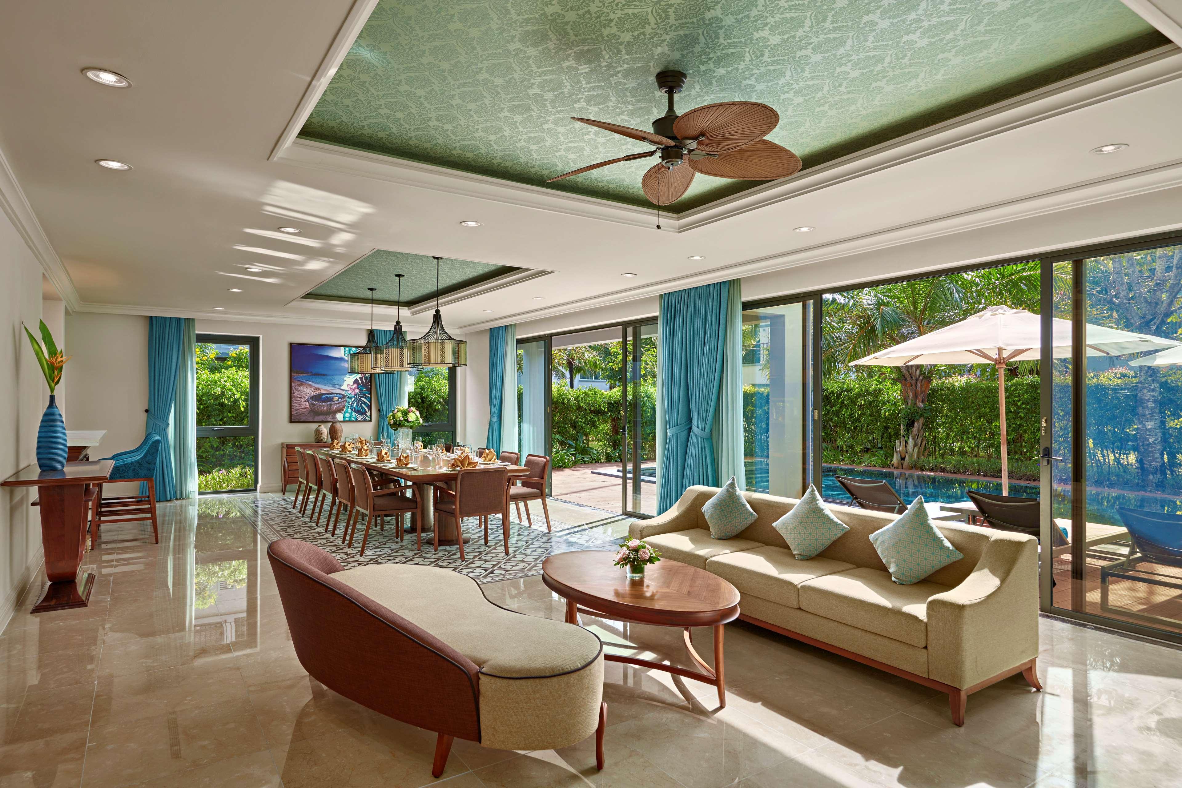 Villa Five Bedrooms with Private Pool