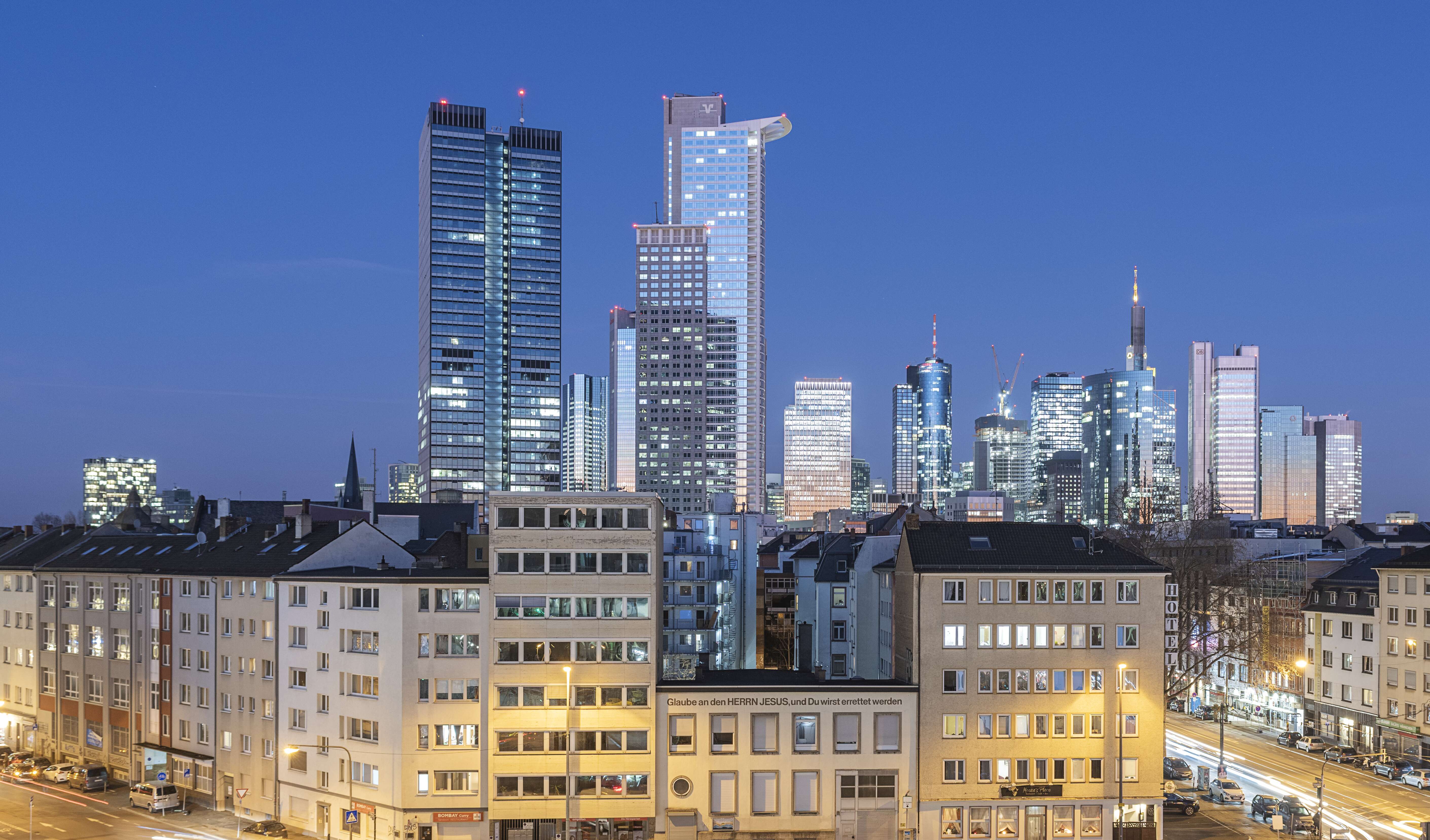 Family Room Capacity 2