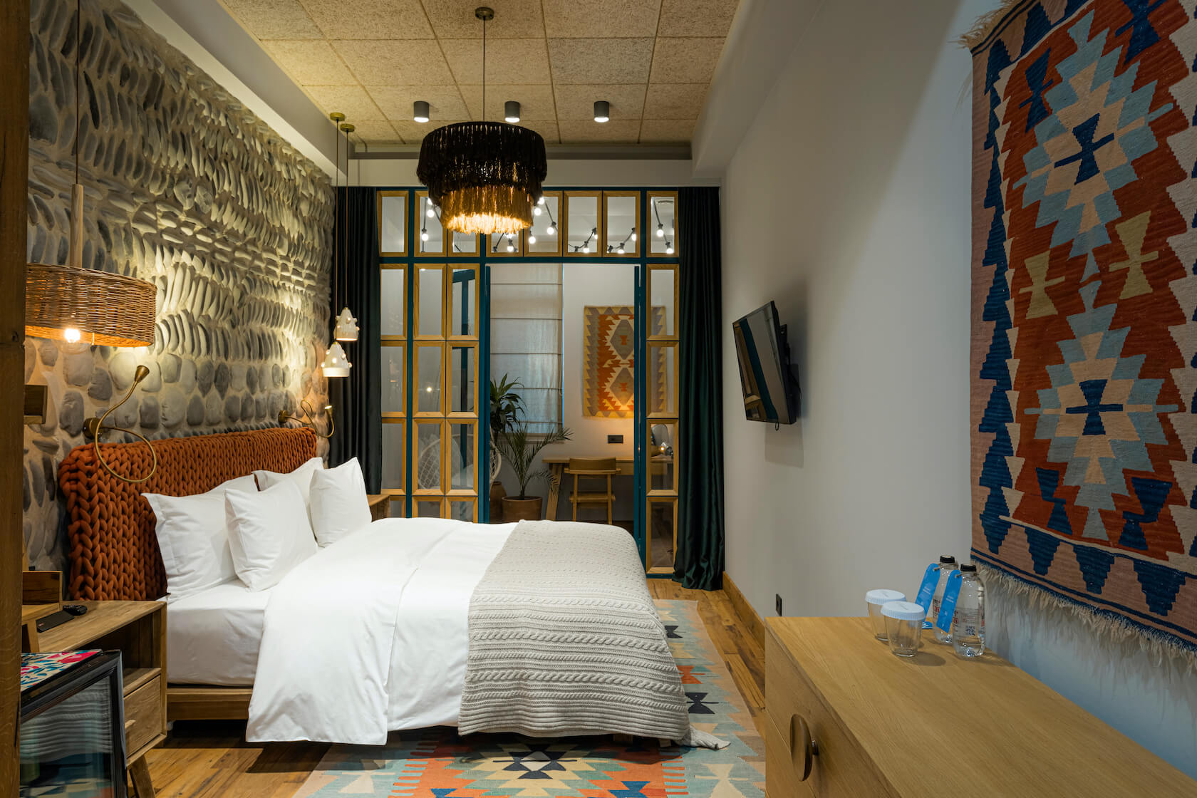 Double or Twin Deluxe