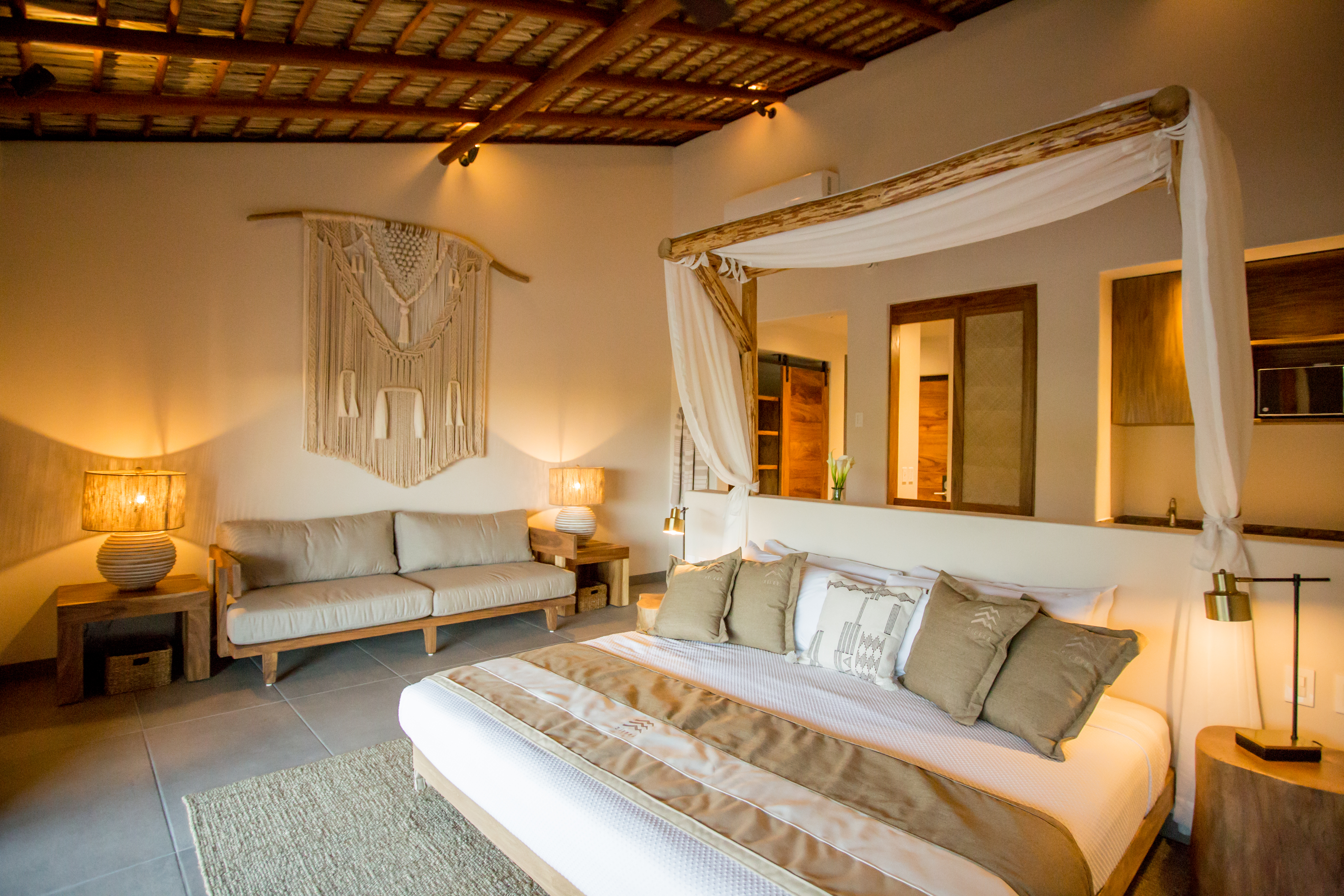 Junior Suite King Size Bed