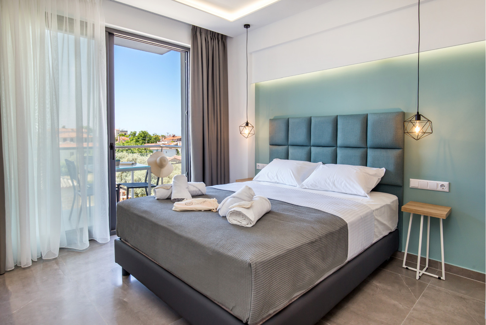 Room Deluxe King Bed