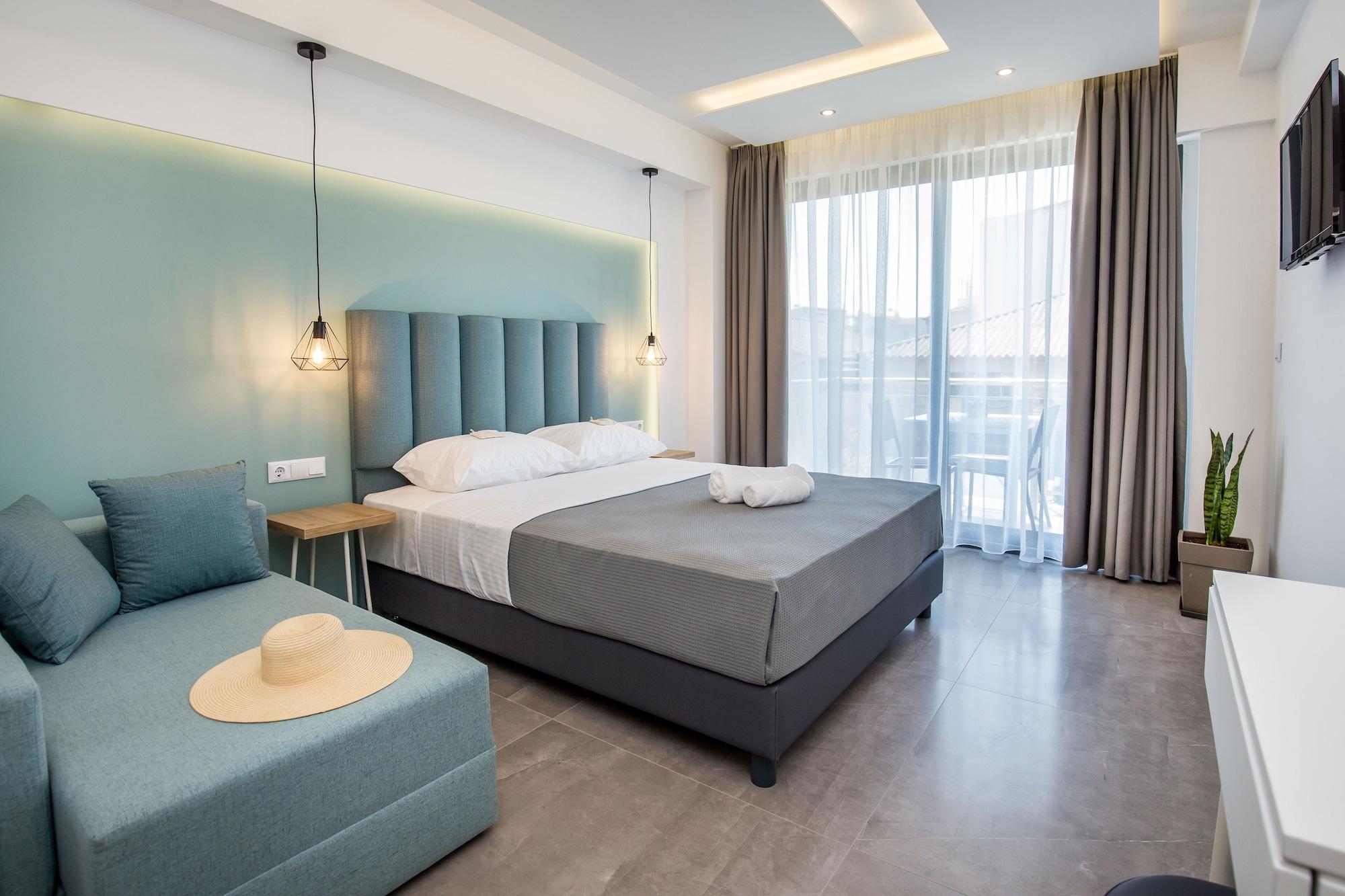 Triple Deluxe with Balcony