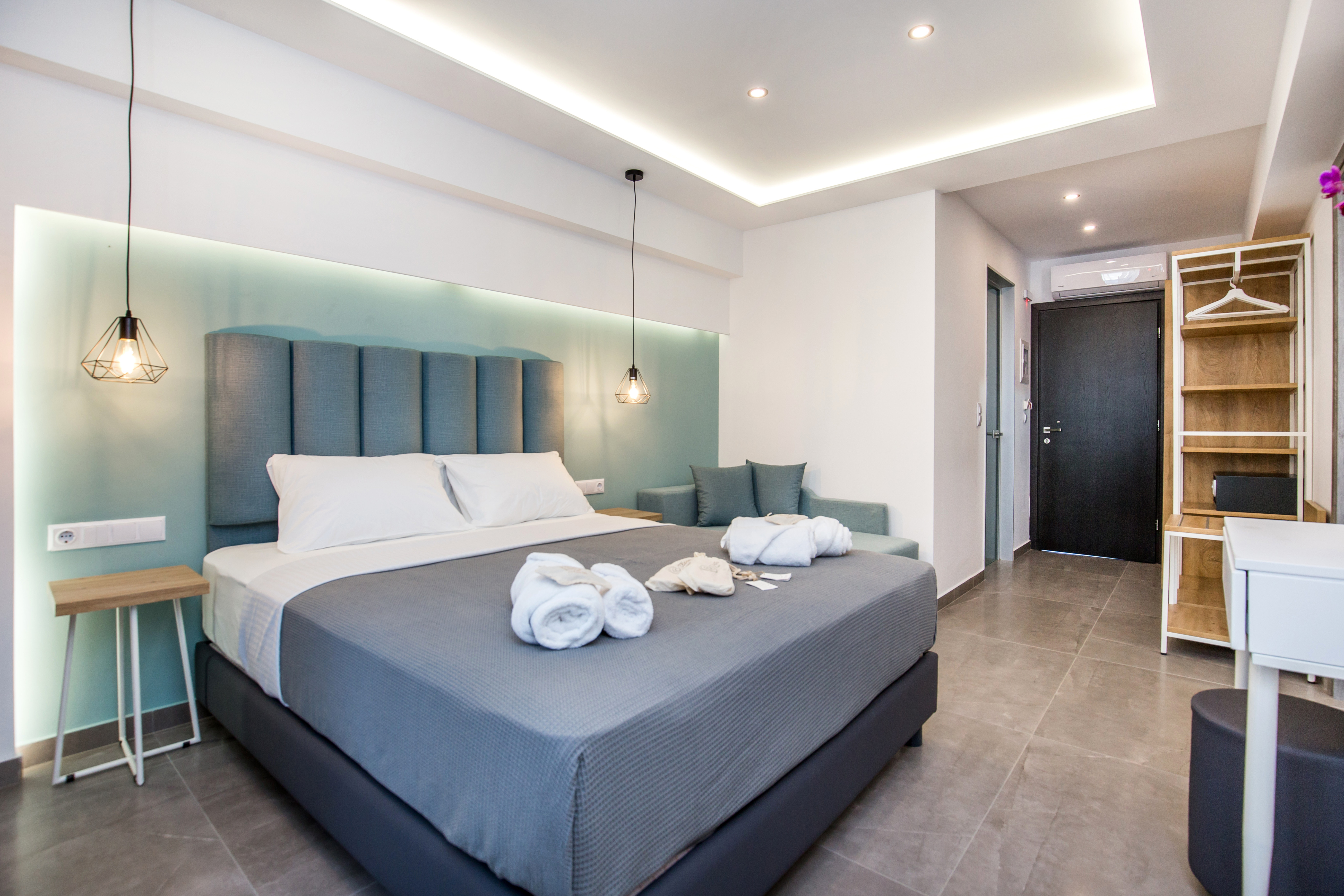 Family Room Deluxe with Balcony