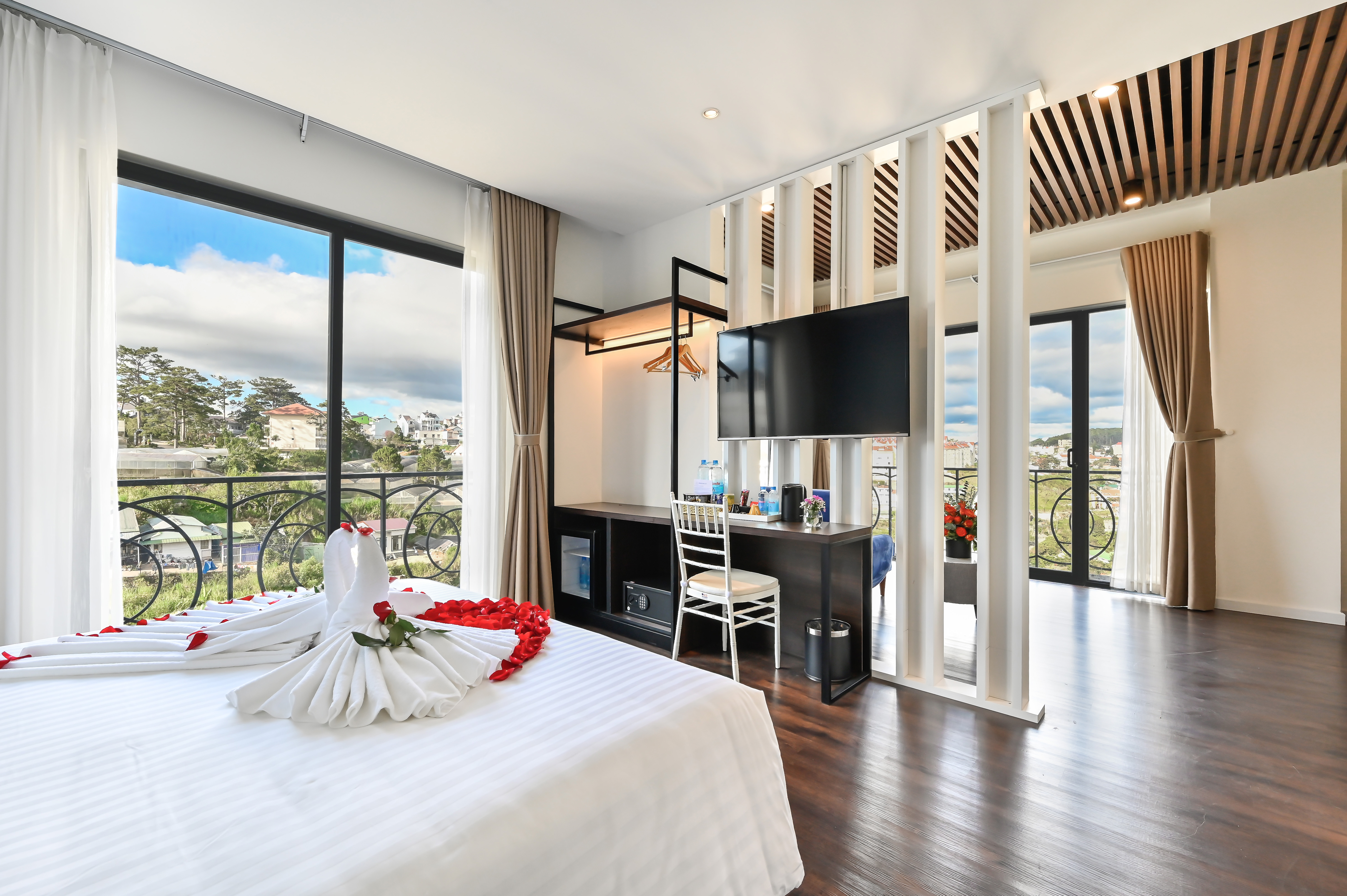 Double One Bedroom One Bathroom