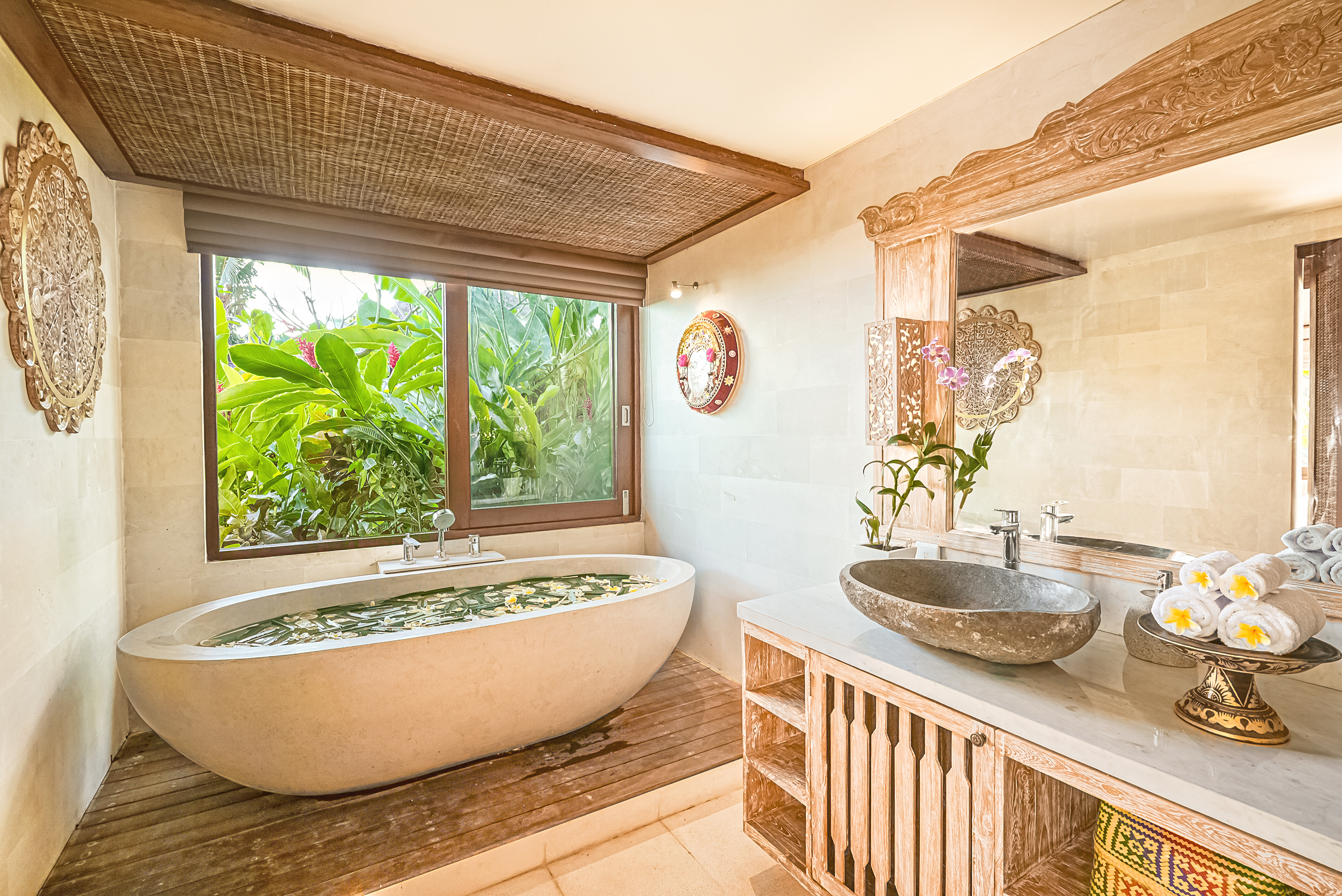 Villa Garden View with Balcony