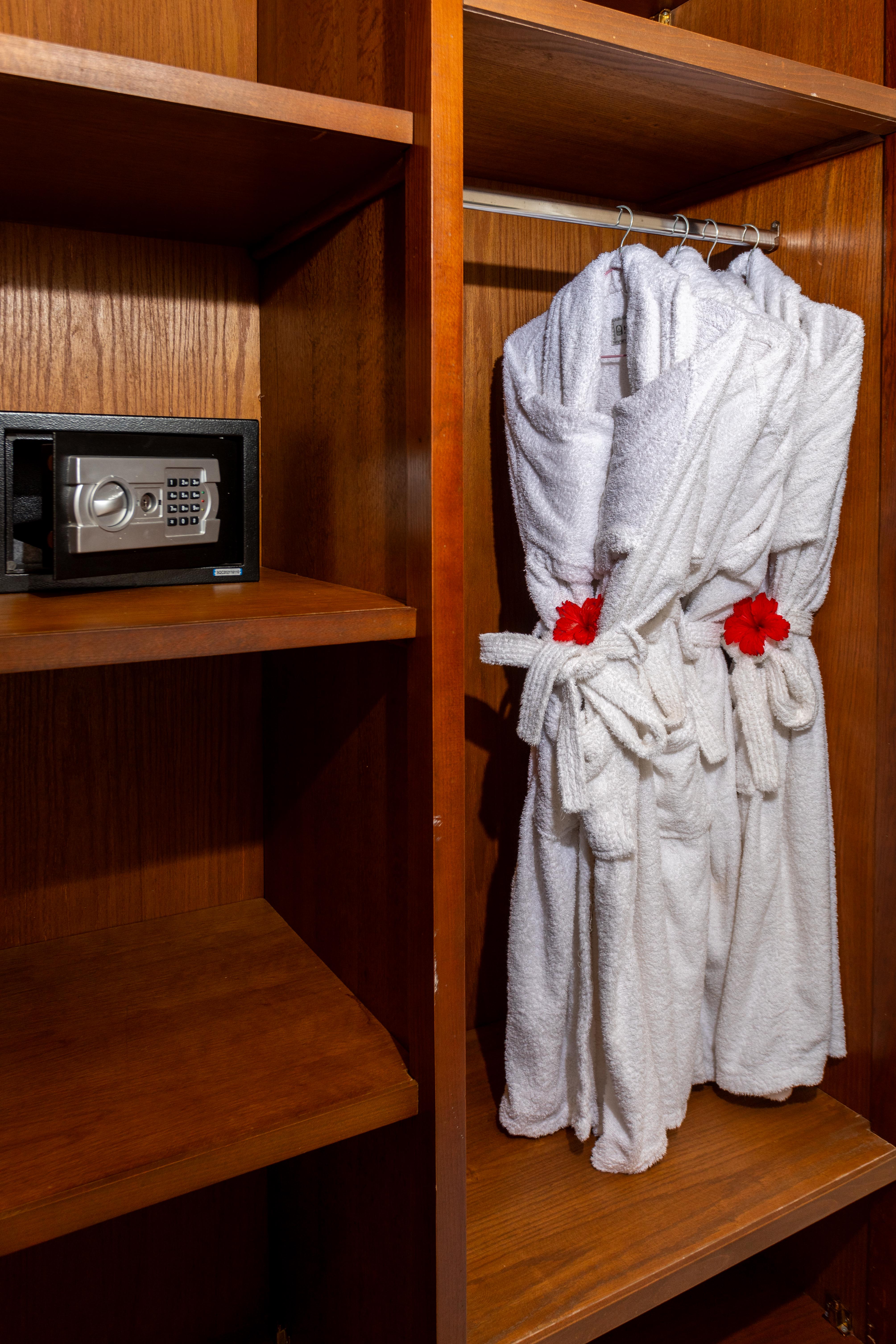 Family Room Ocean View with Balcony