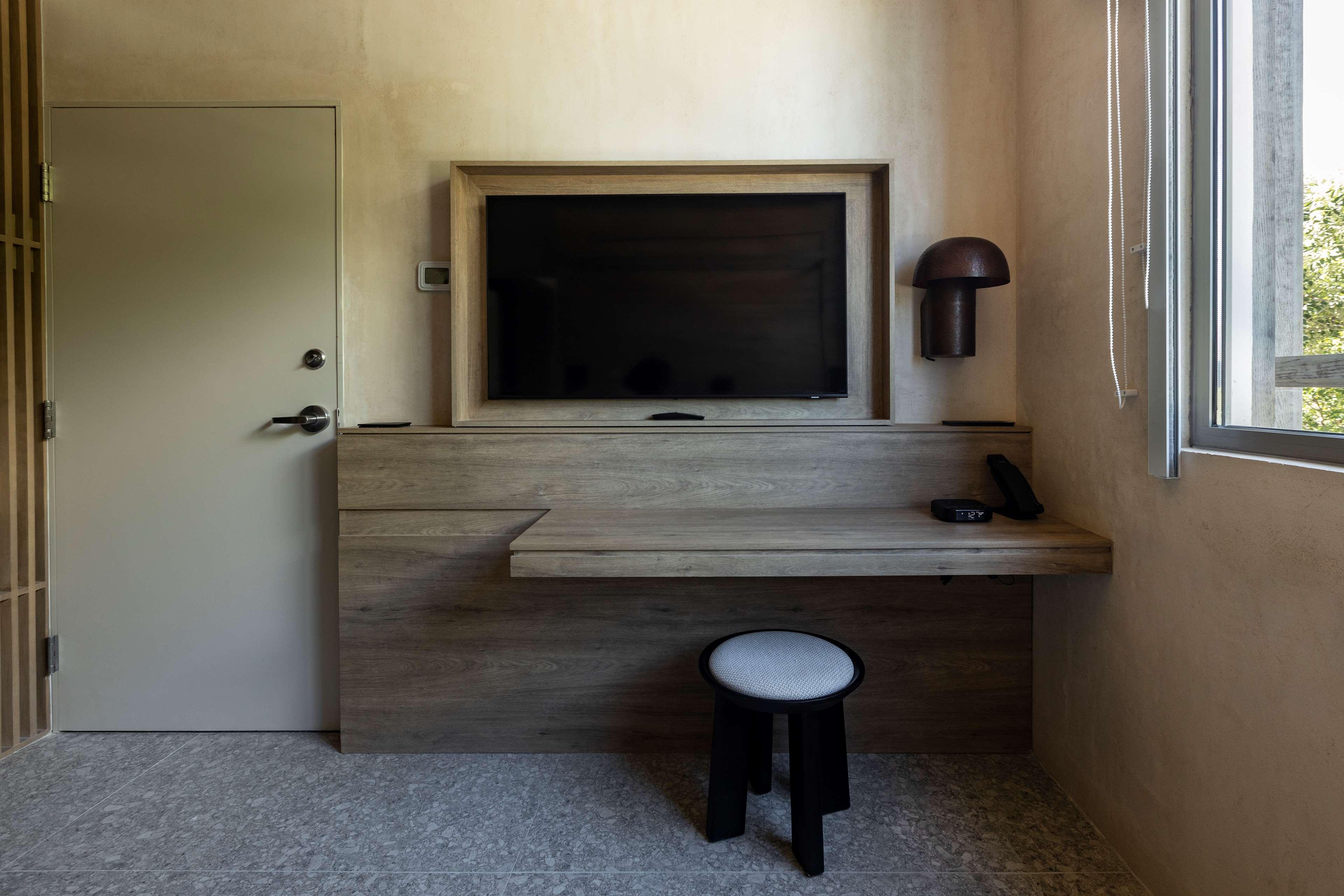 Double Accessible-queen Size Bed