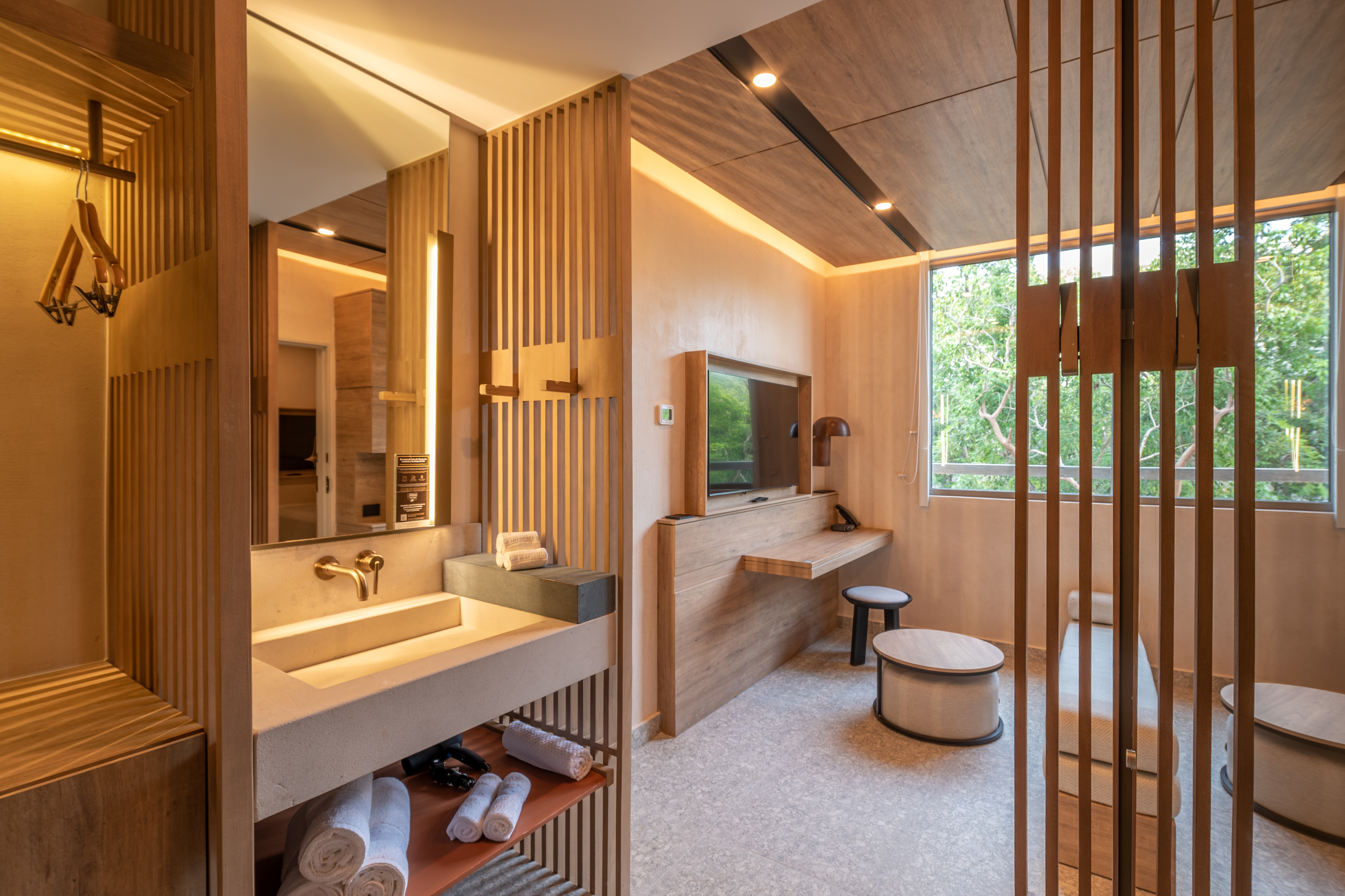 Double Queen Size Bed