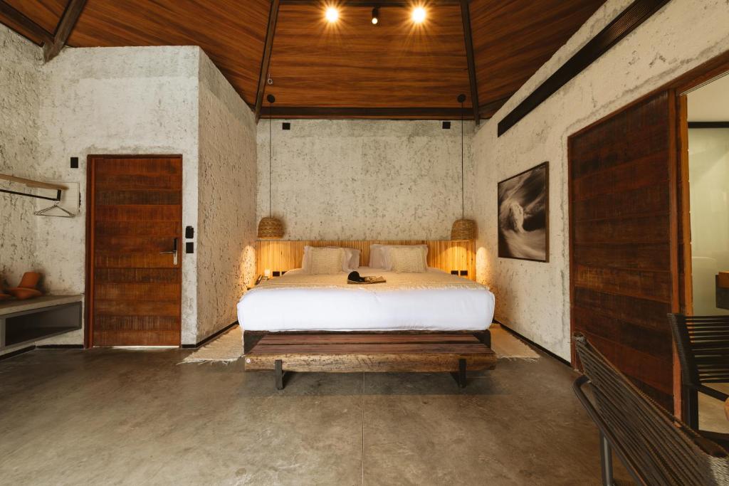 Bungalow Garden View