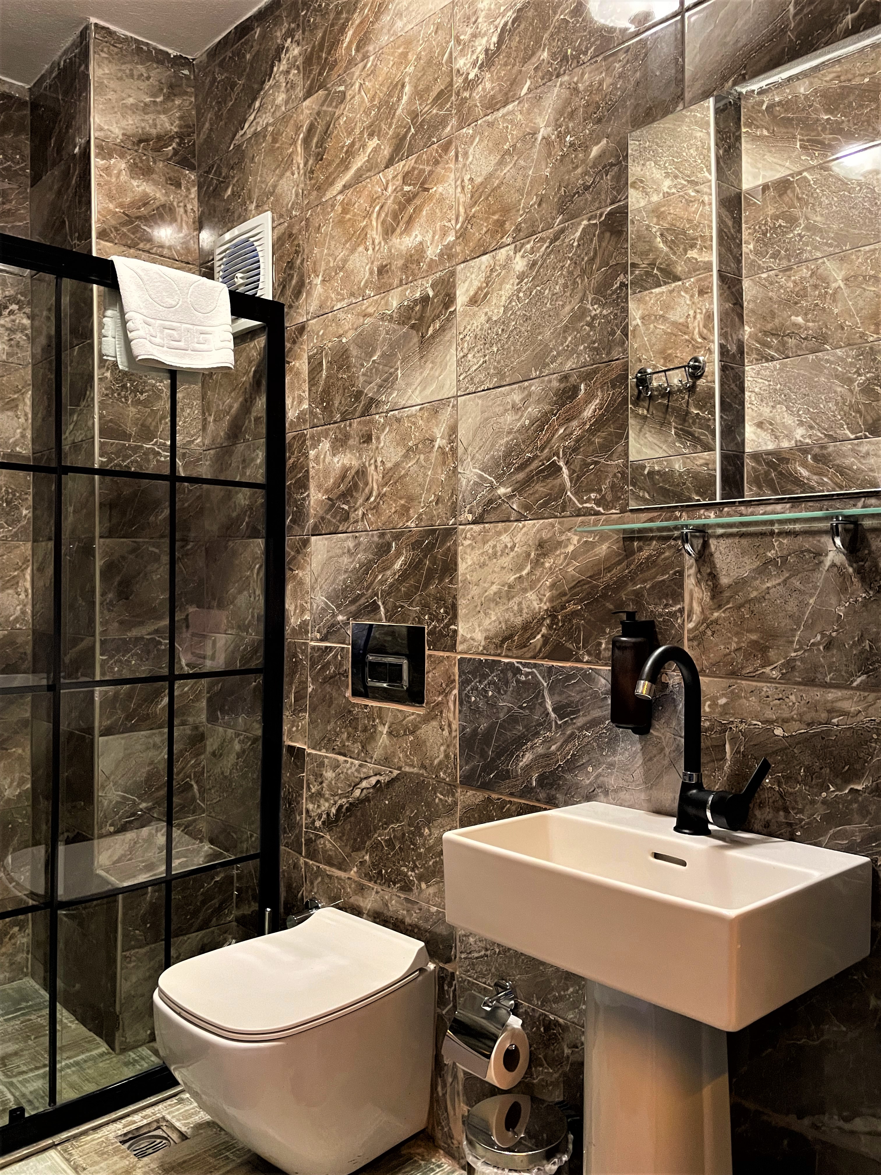 Double or Twin Standard