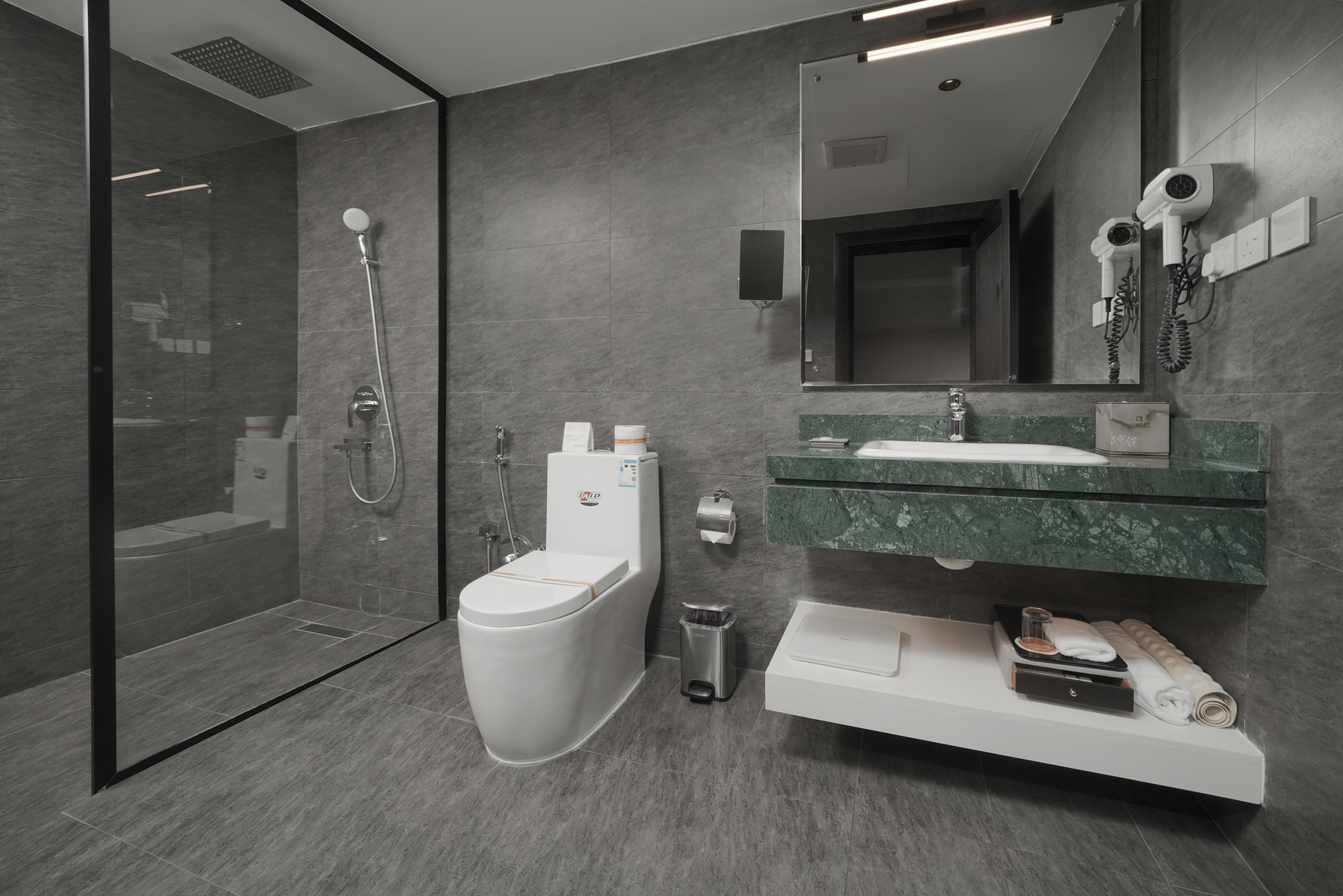 Room Premium