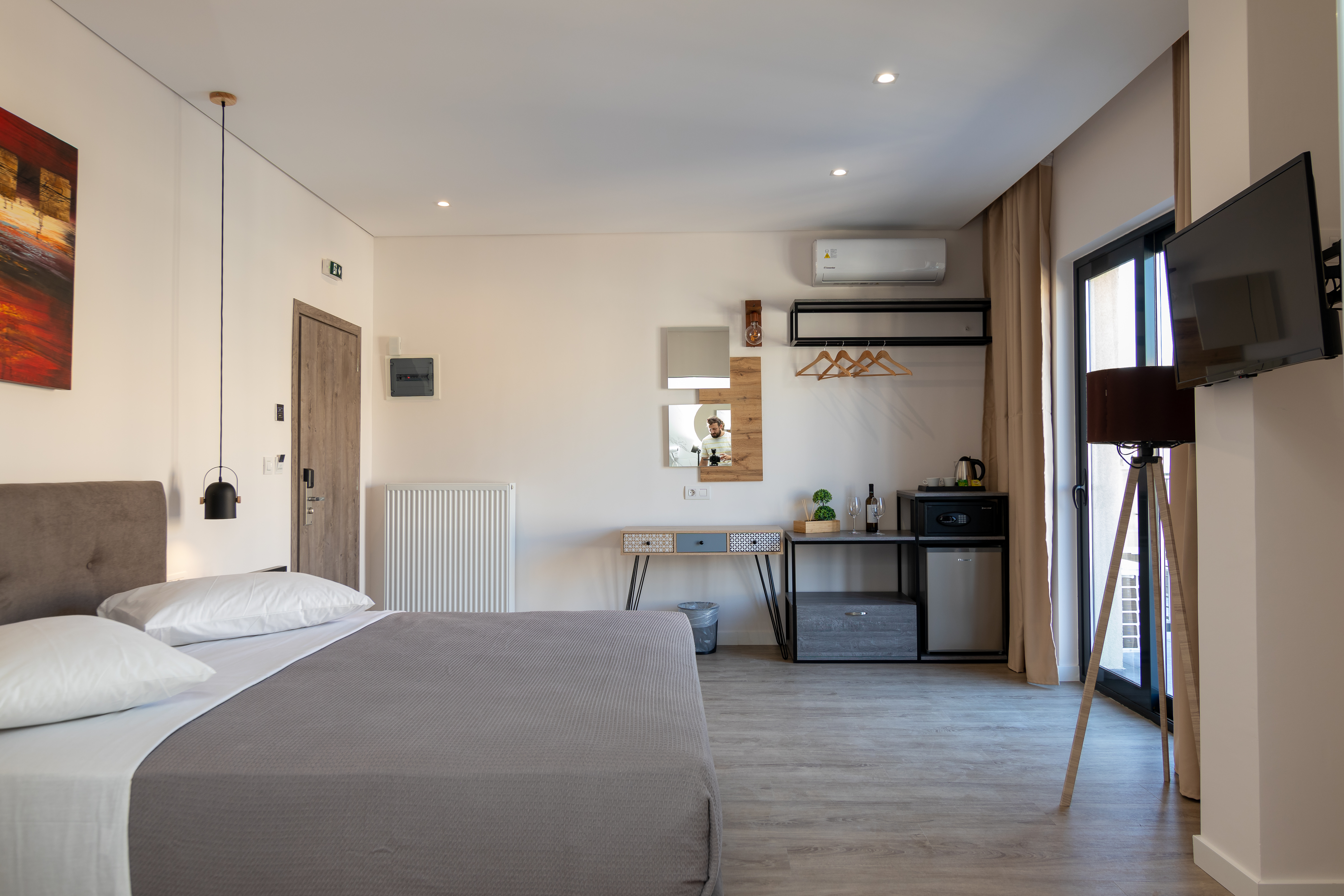 Suite King Bed with Jacuzzi