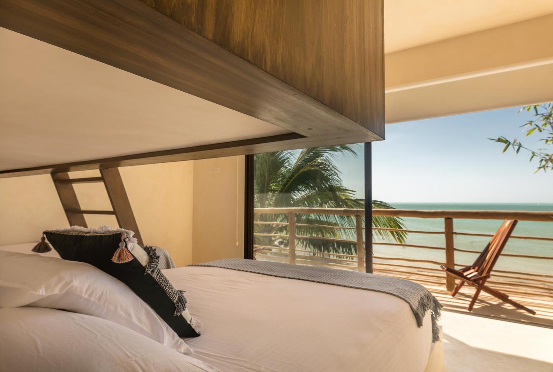 Double or Twin with Double Bed