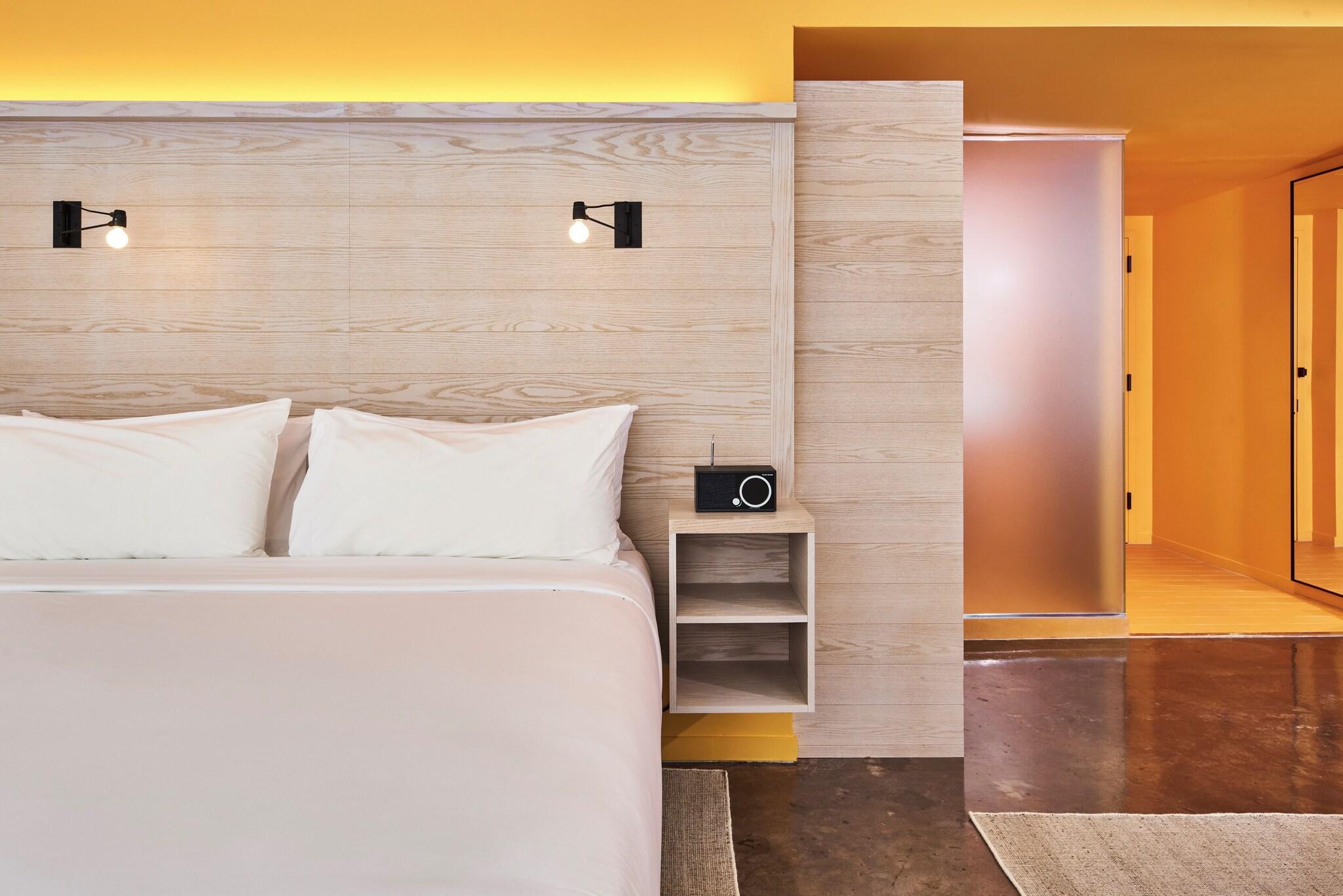 Studio King Size Bed