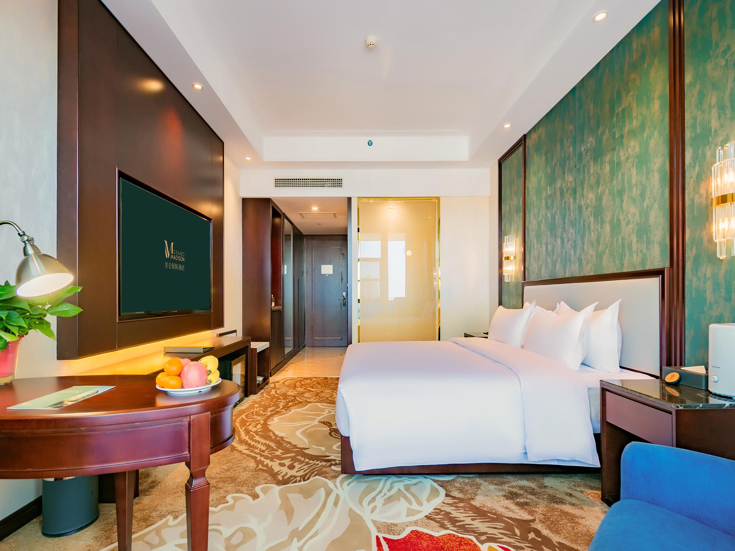 Double Inner-superior