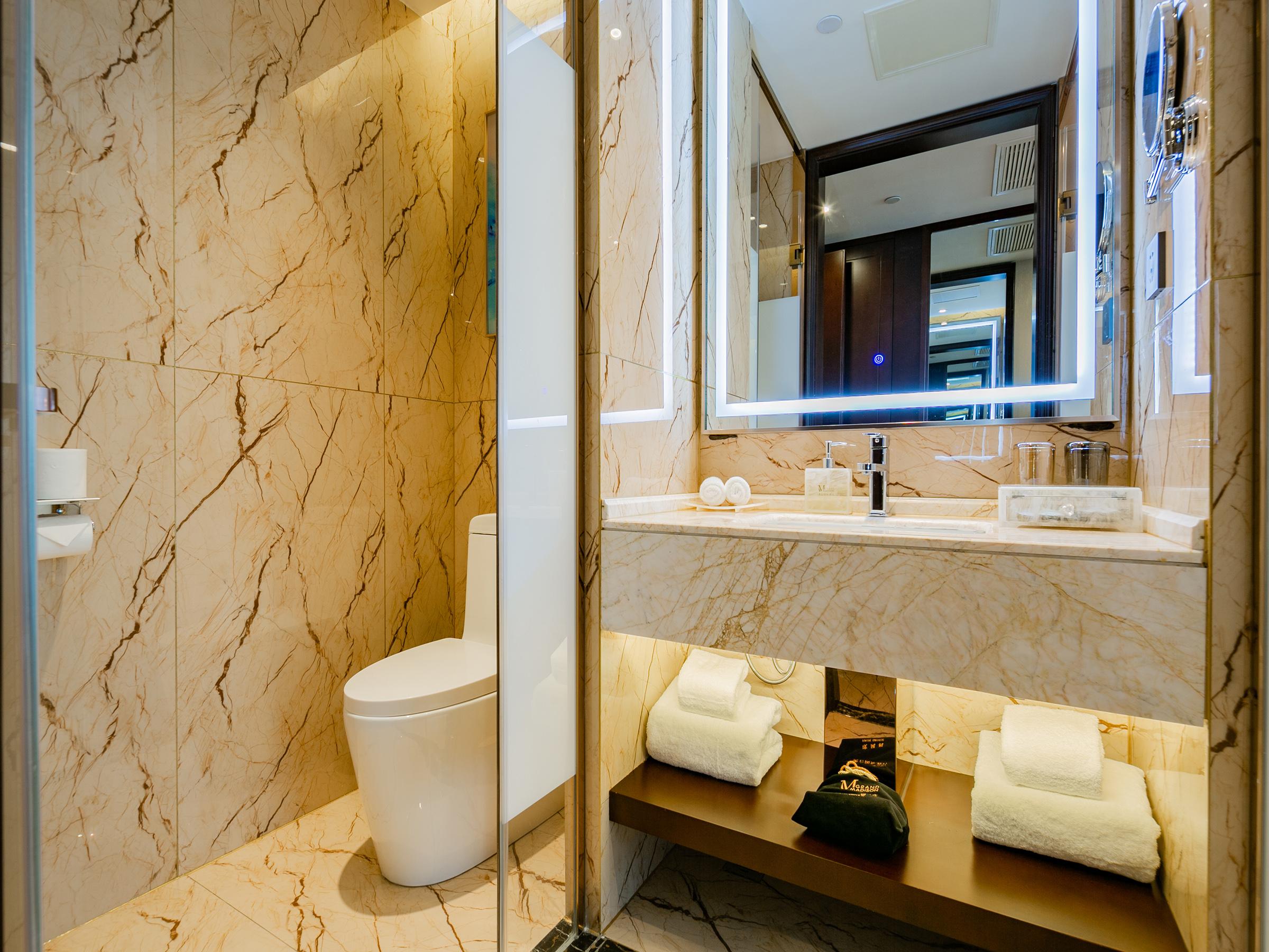 Double Inner-superior