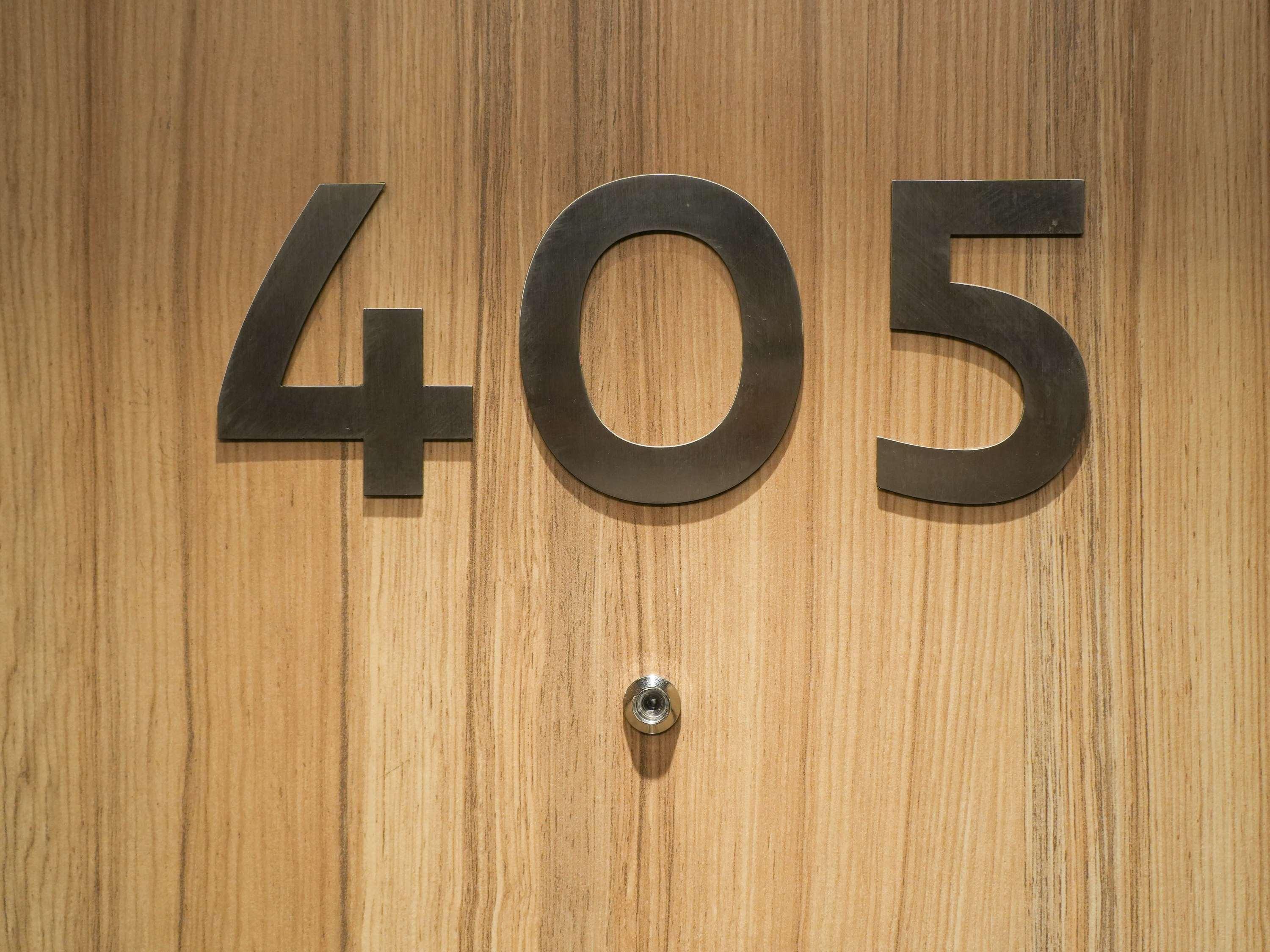 Double Classic Double Bed