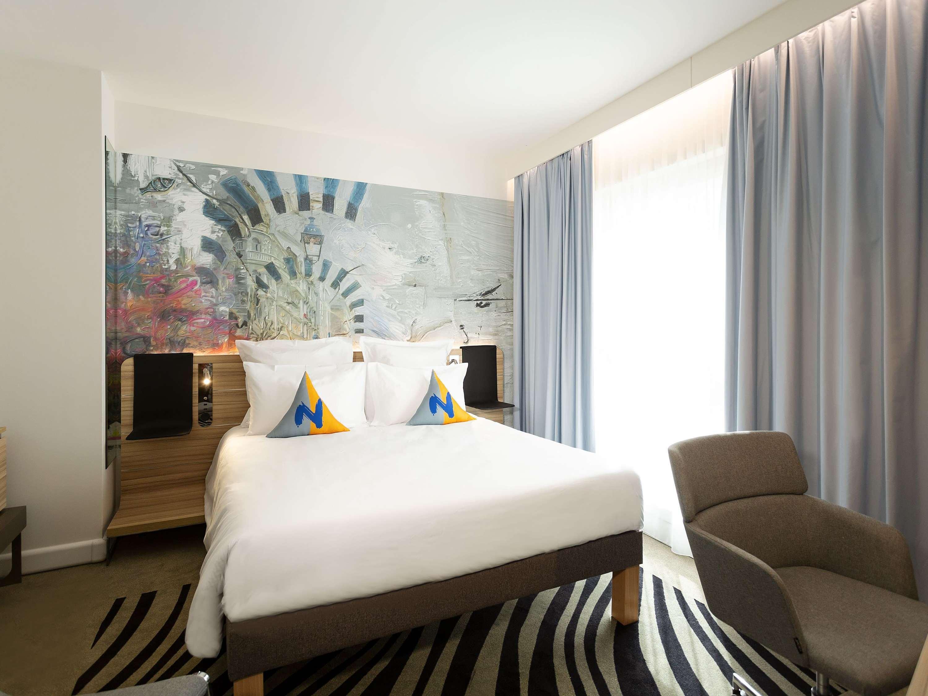 Double Classic Double Bed