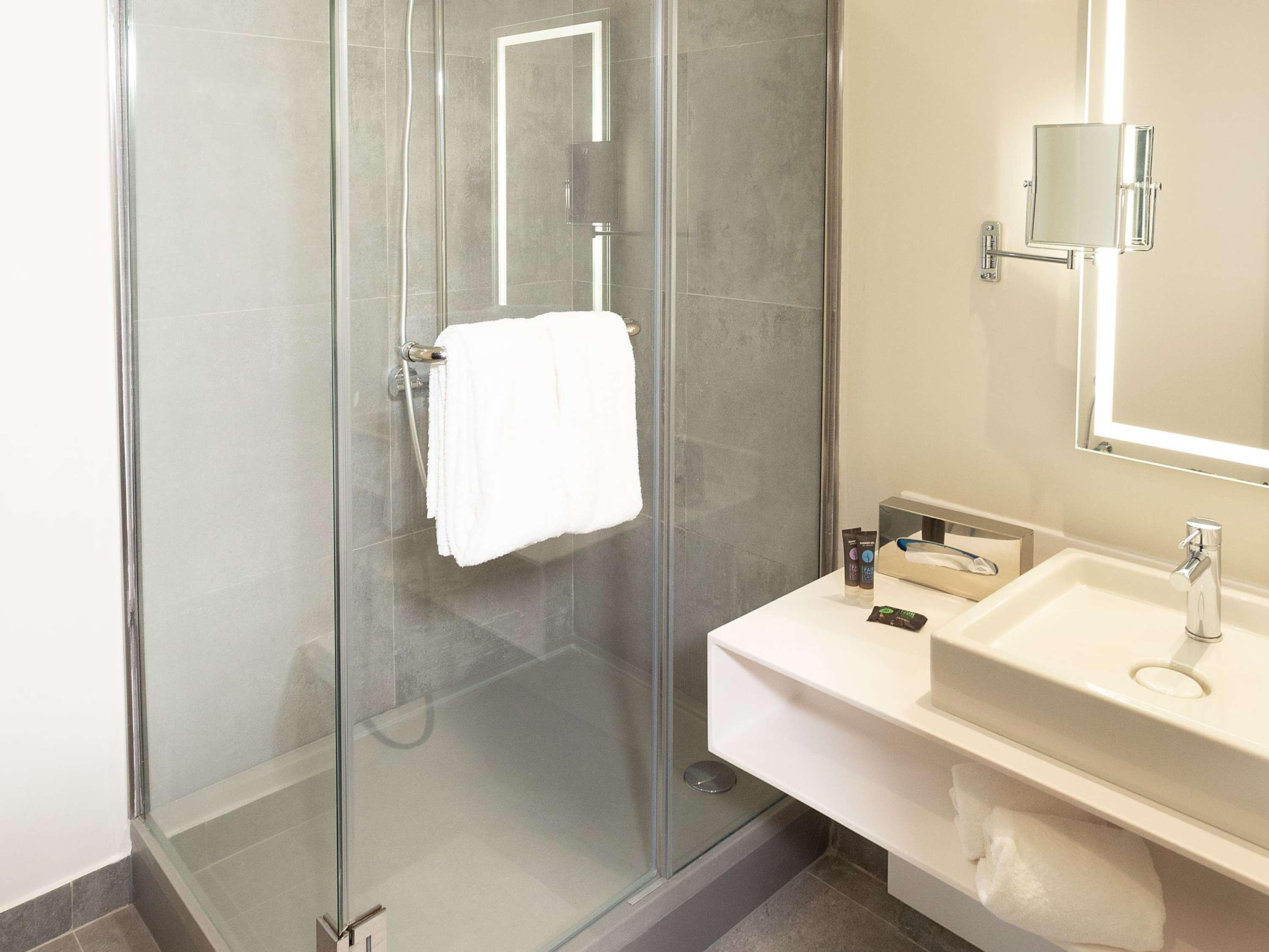 Double Classic Double Bed