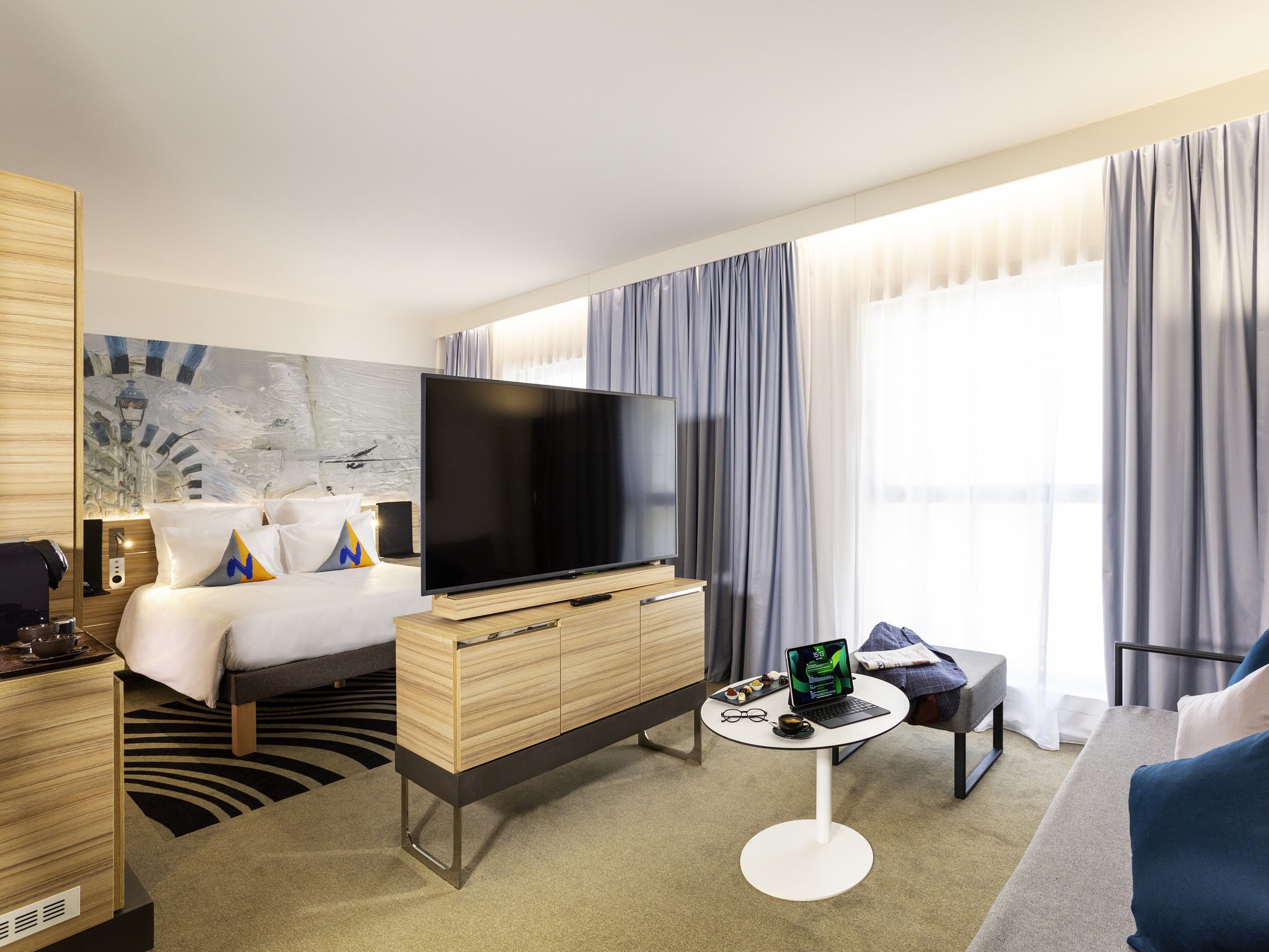 Double Executive King Bed