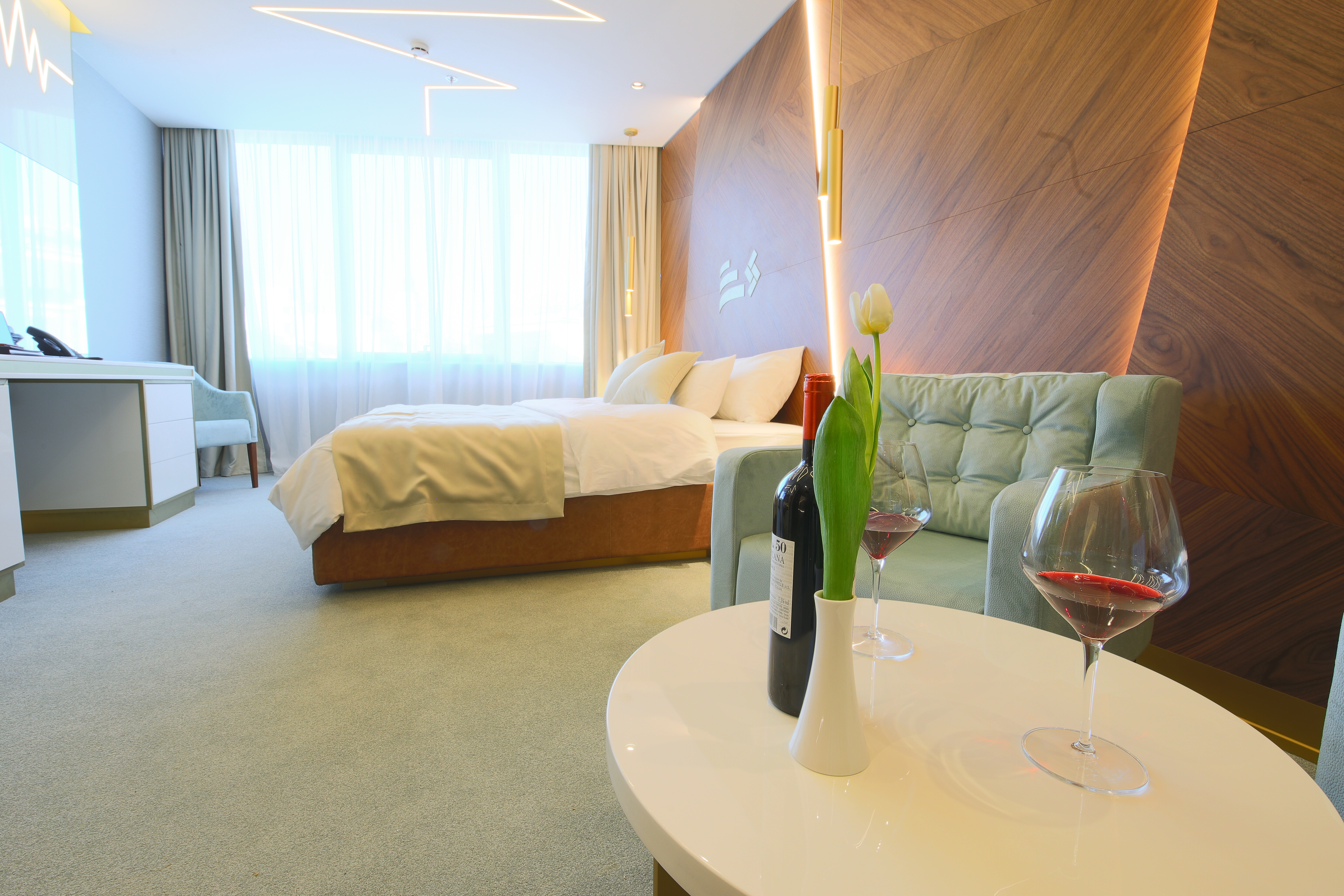 Double Single Superior