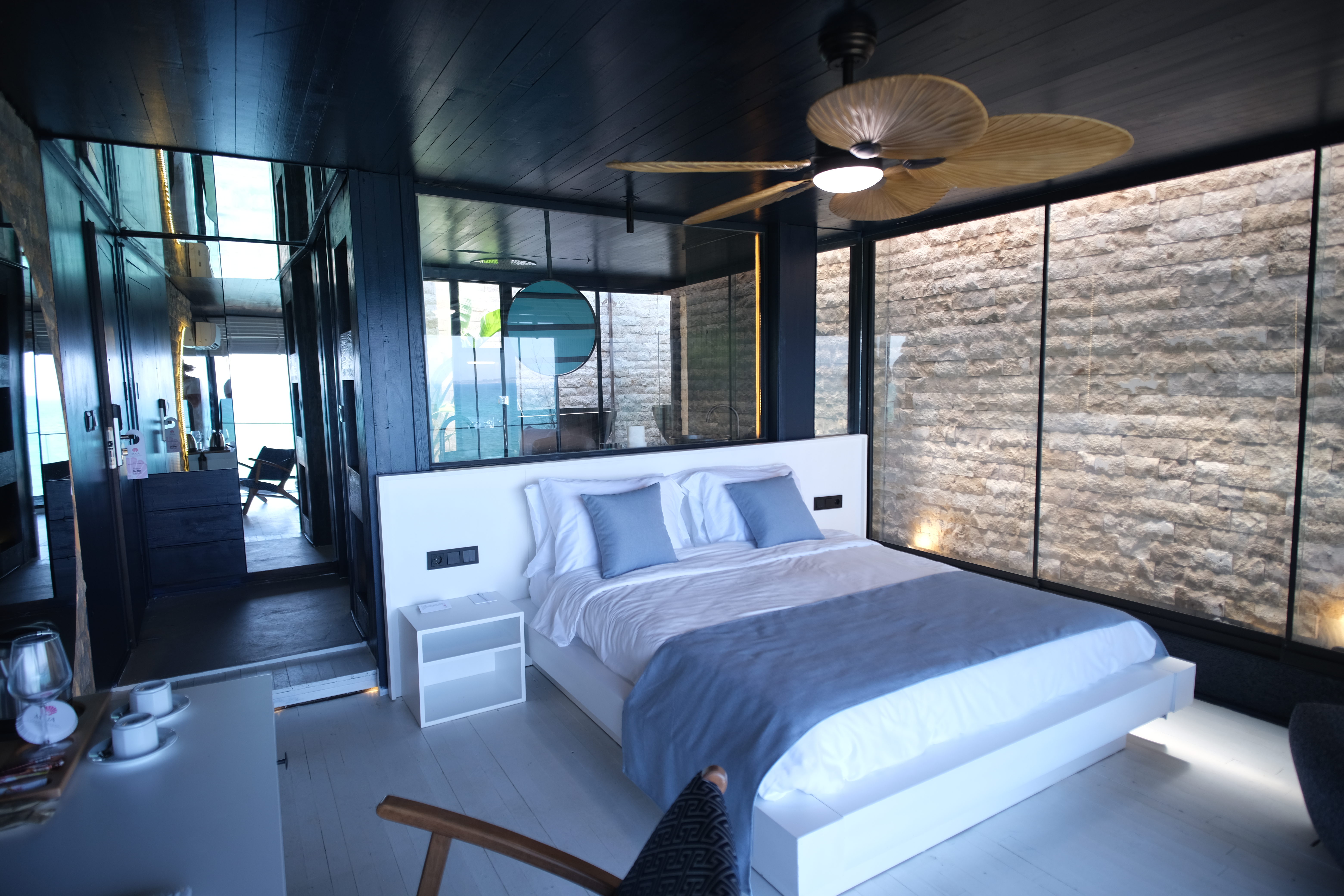 Junior Suite Accessible