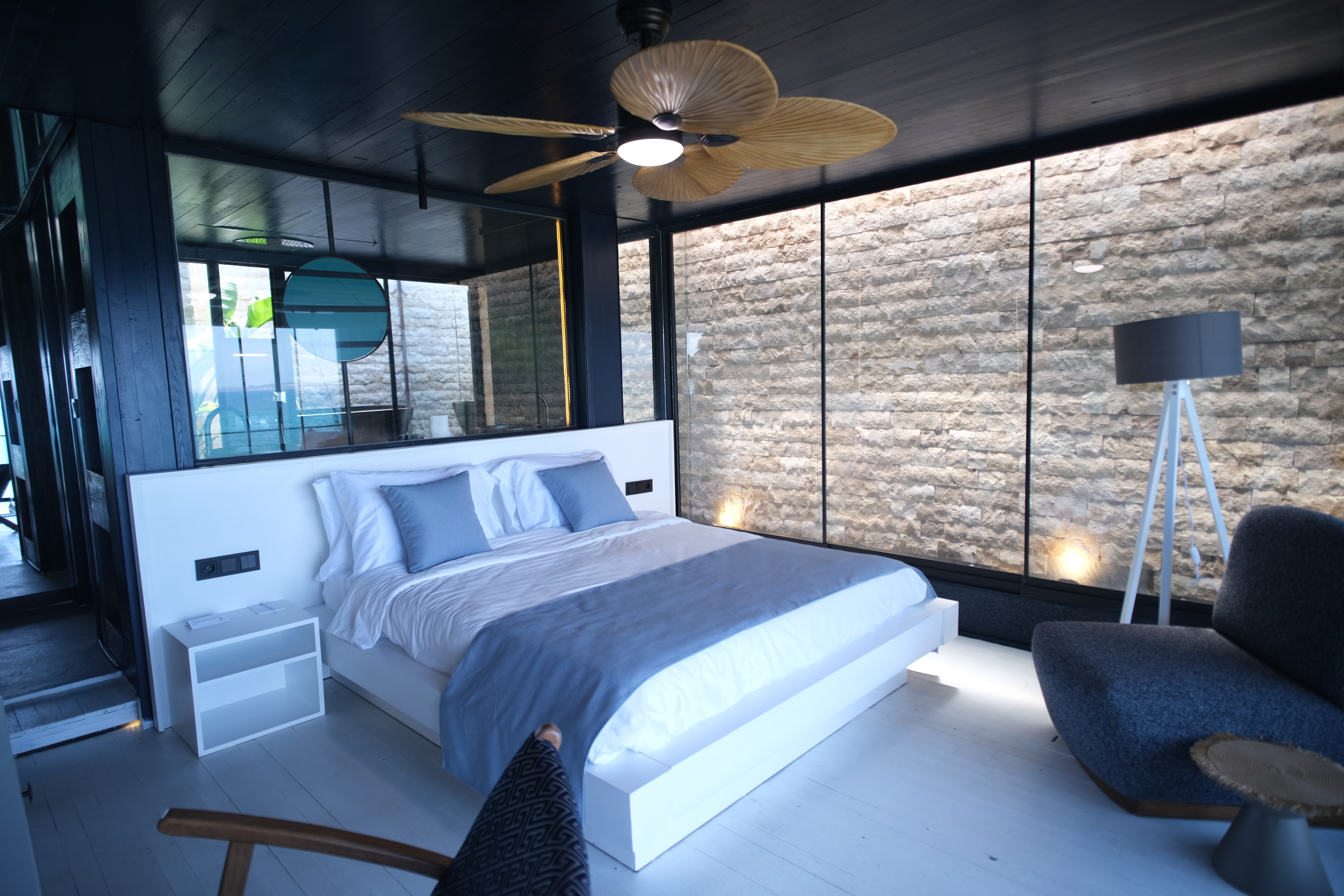 Junior Suite Accessible