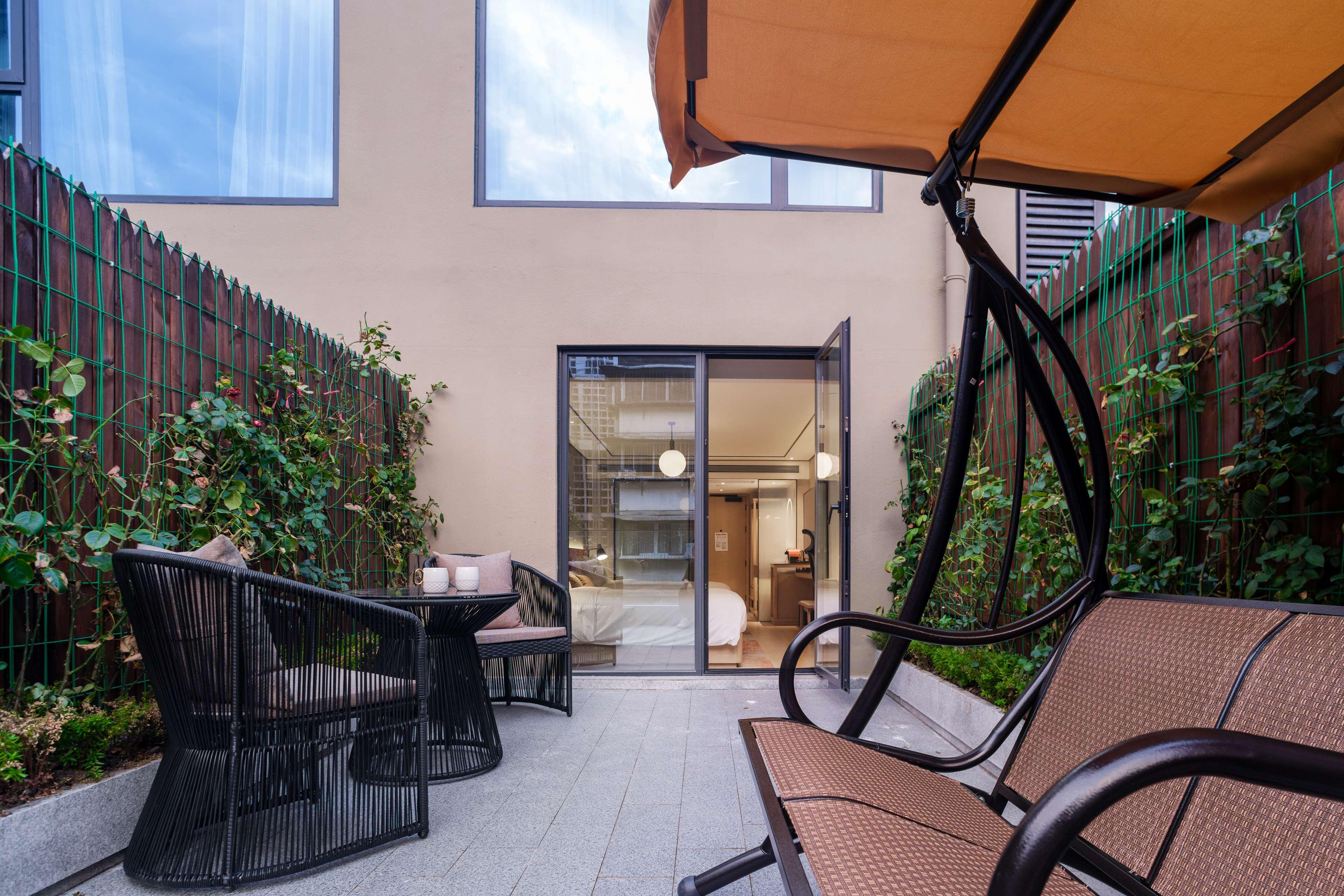 Double Deluxe Two Double Beds