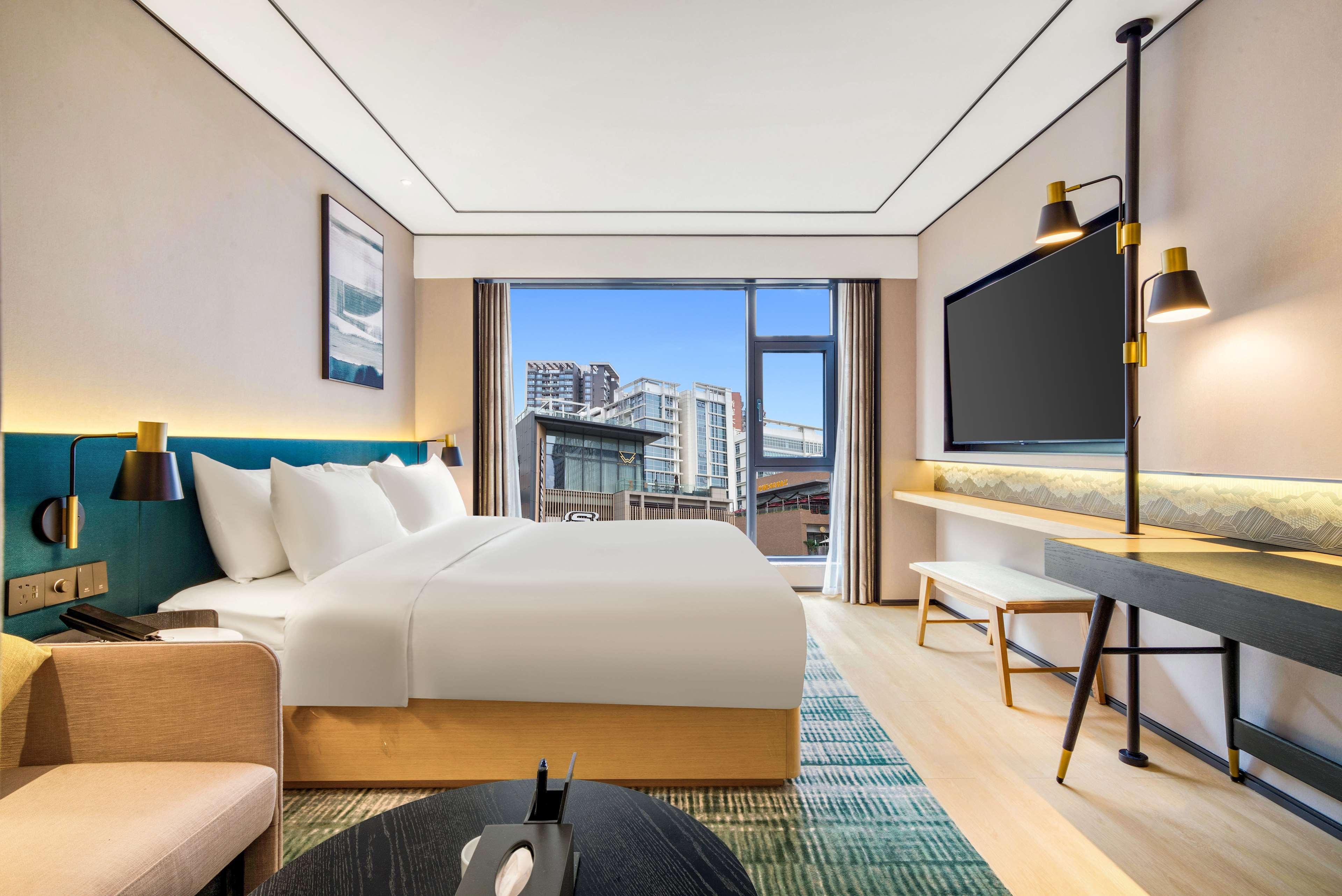 Double Guest Room King Bed