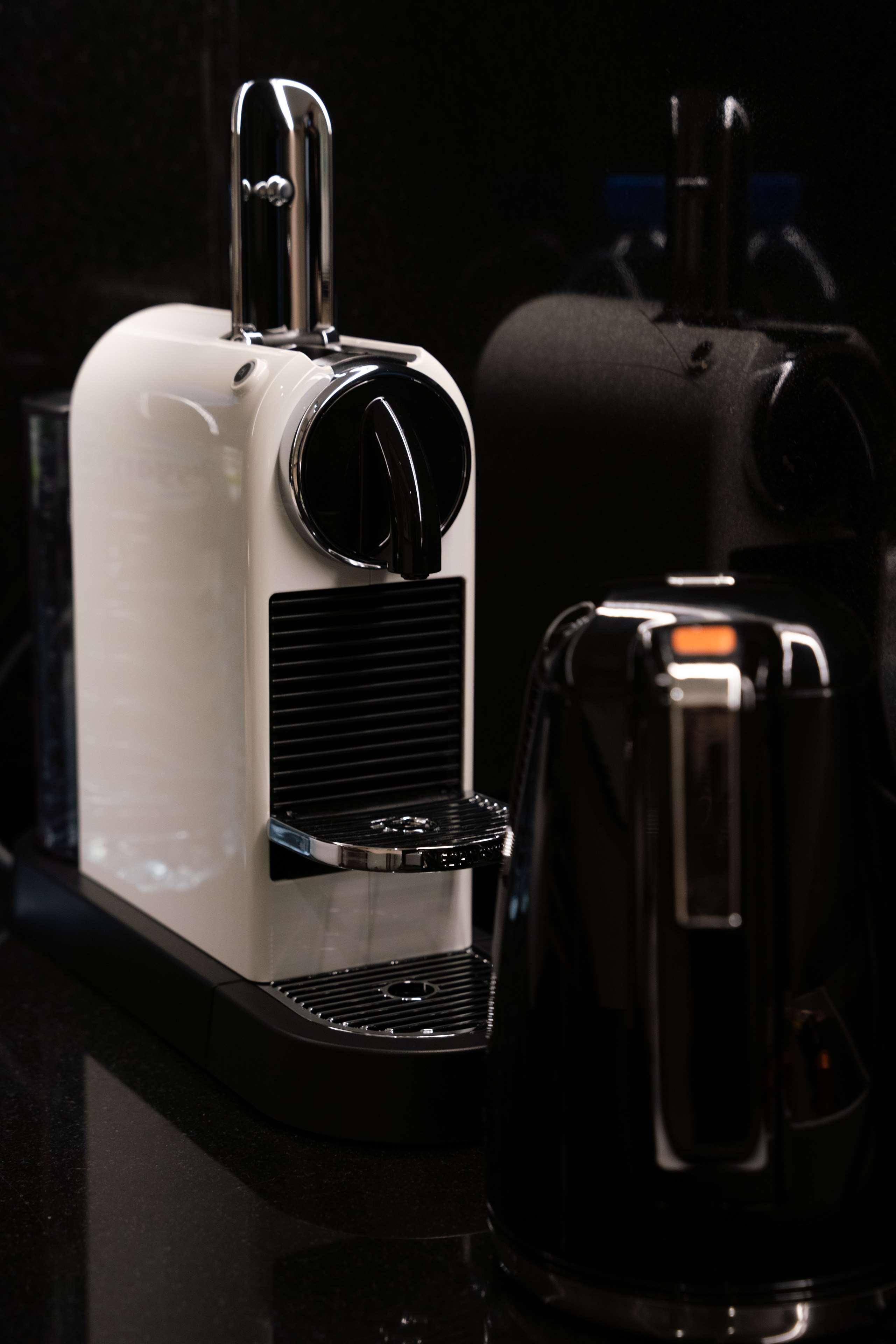 Studio King Size Bed