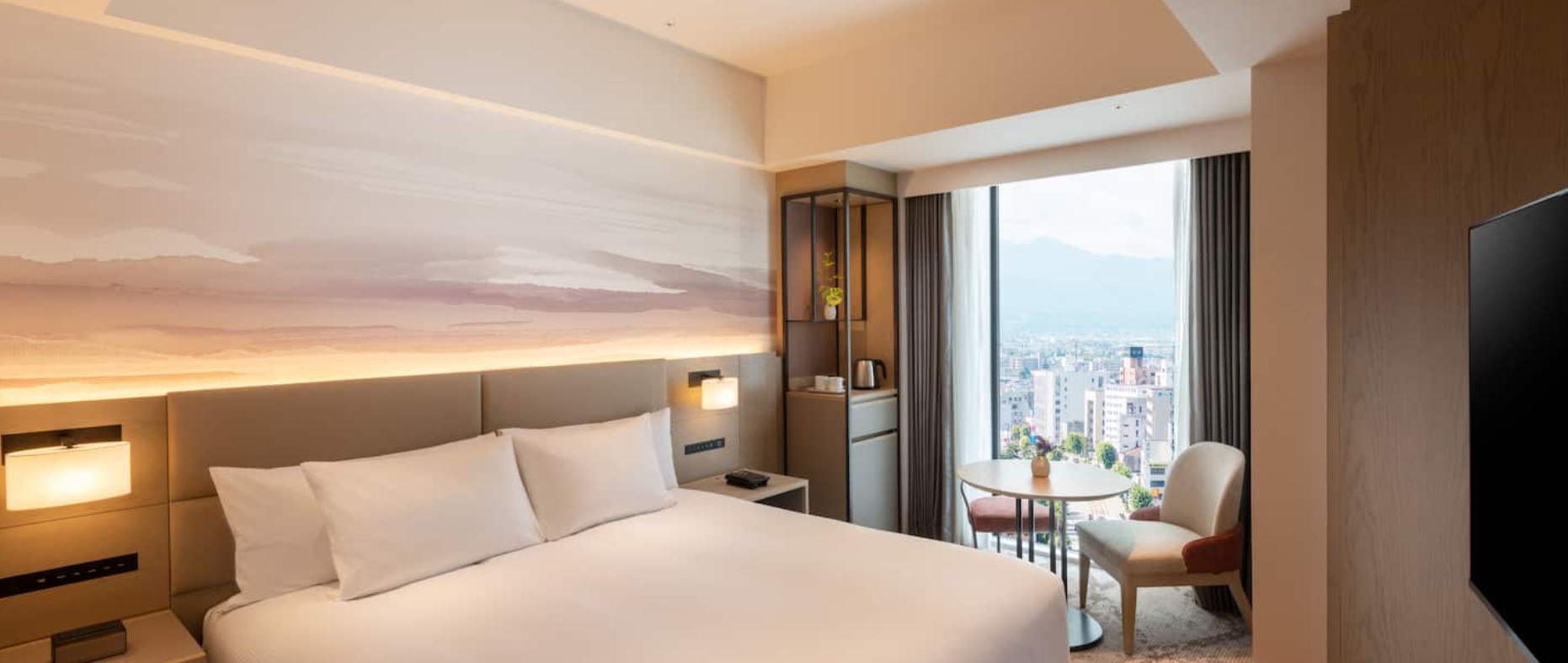 Double Guest Room King Bed