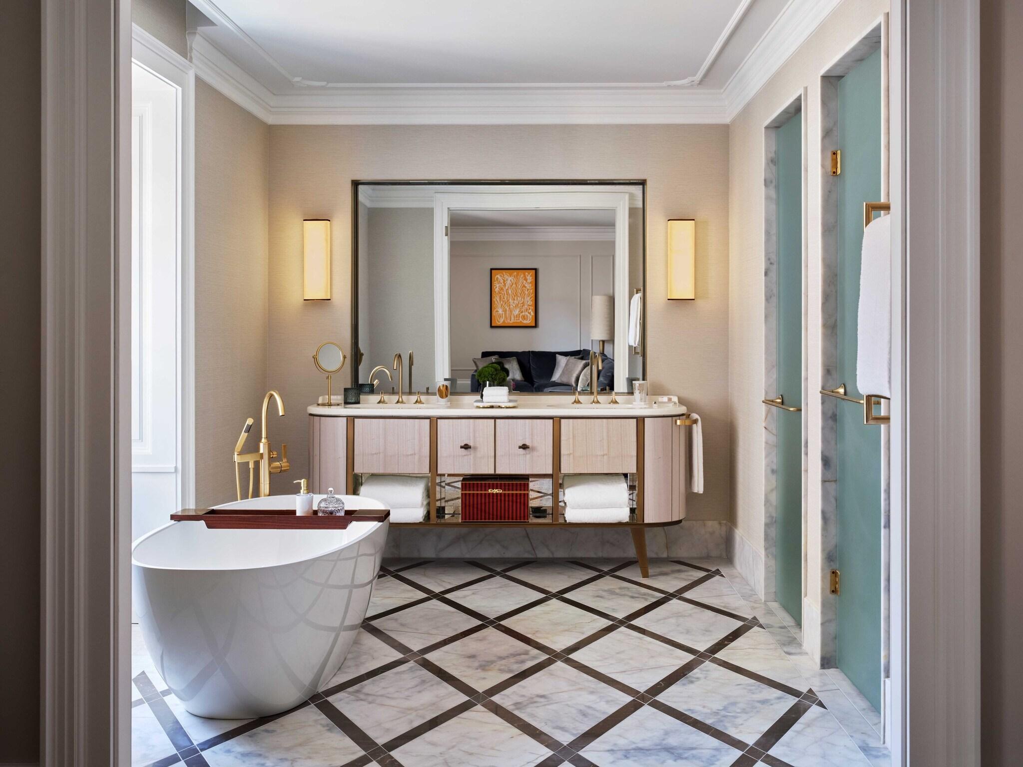 Double King Size Bed