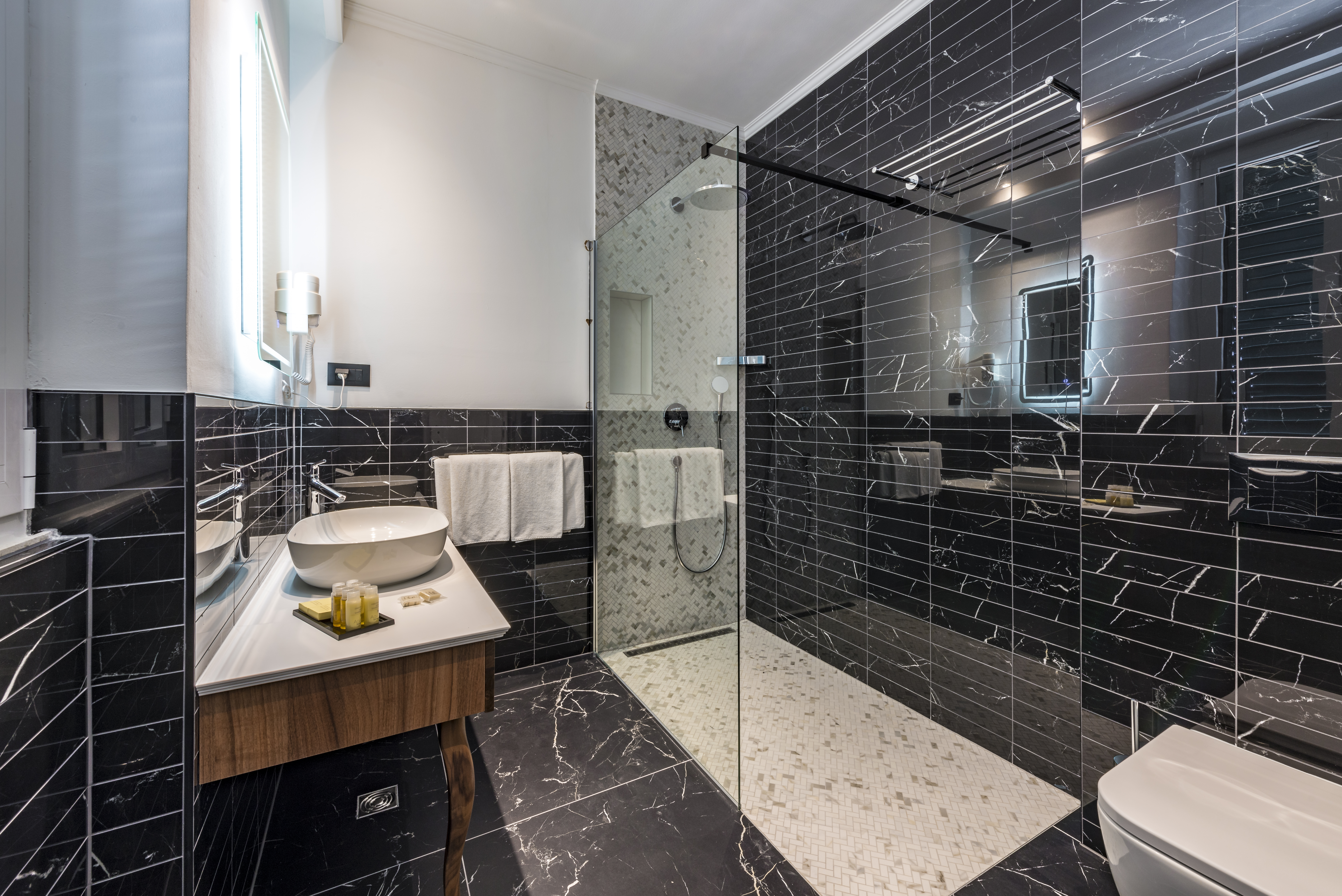 Double or Twin Superior Sea View