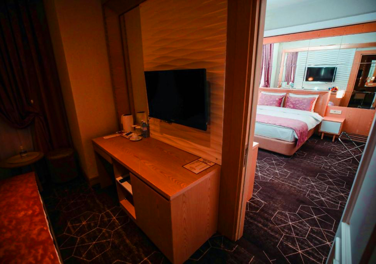 Family Room Connecting Room