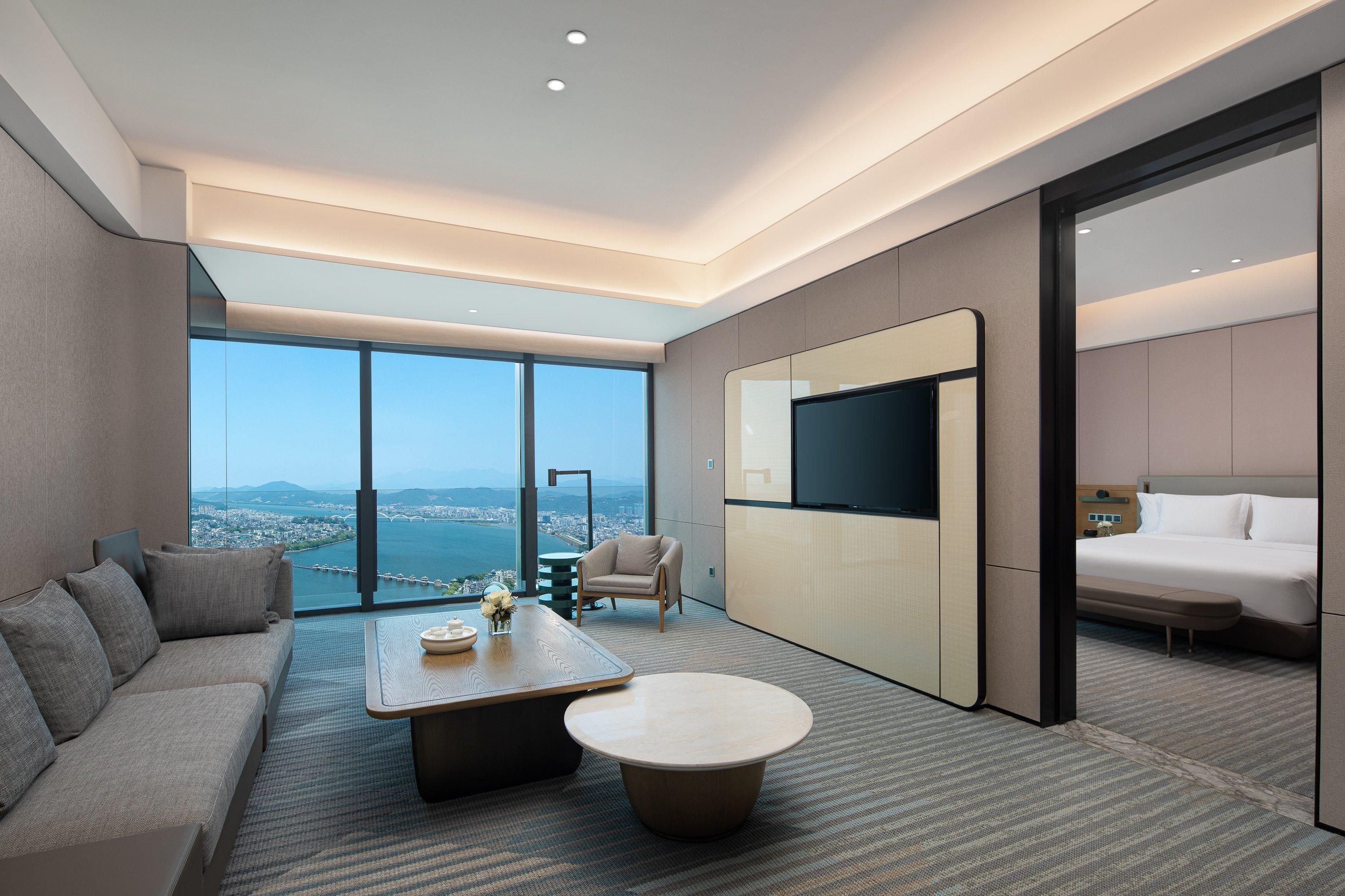 Suite with Views