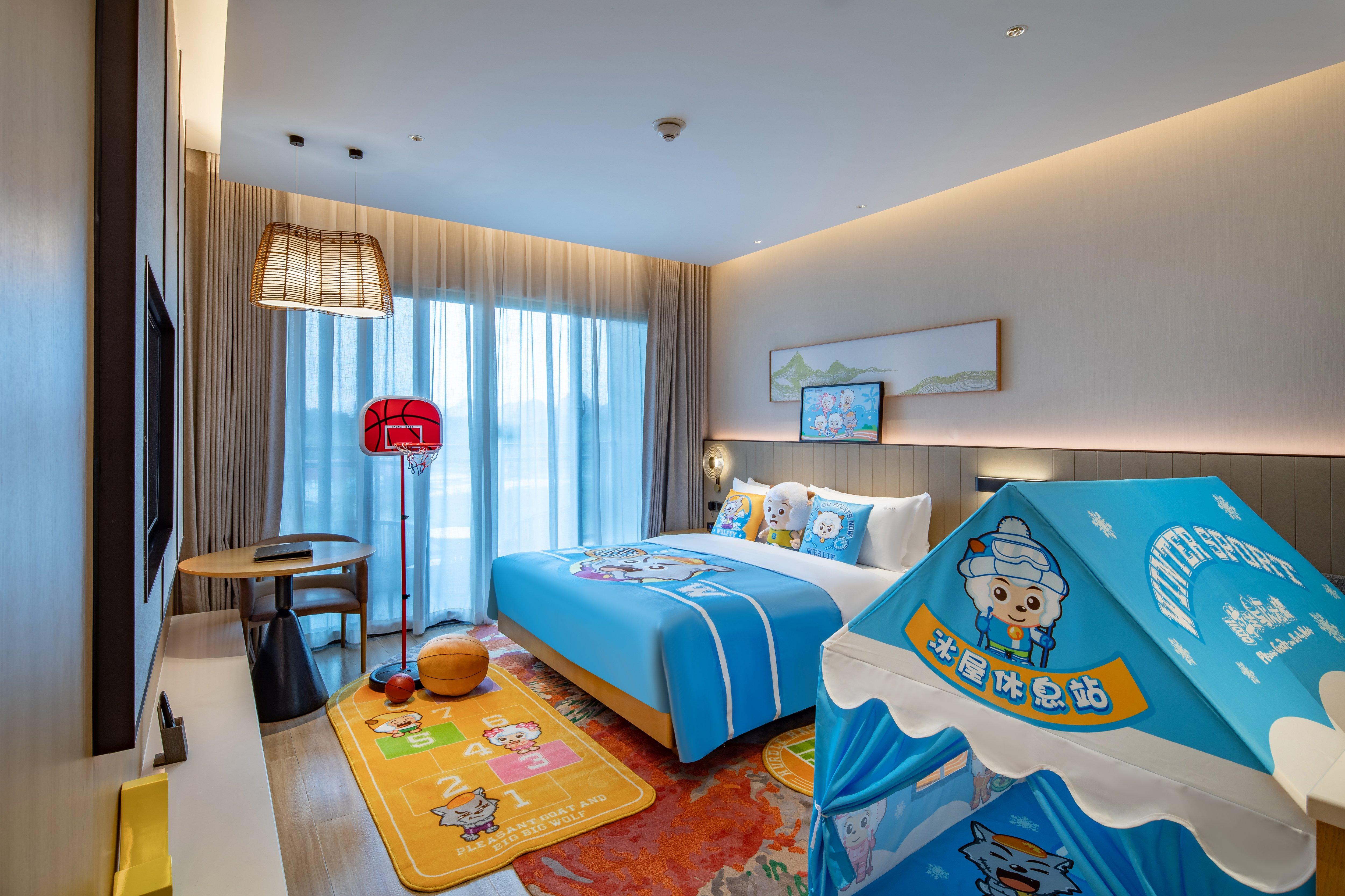 Double King Size Bed