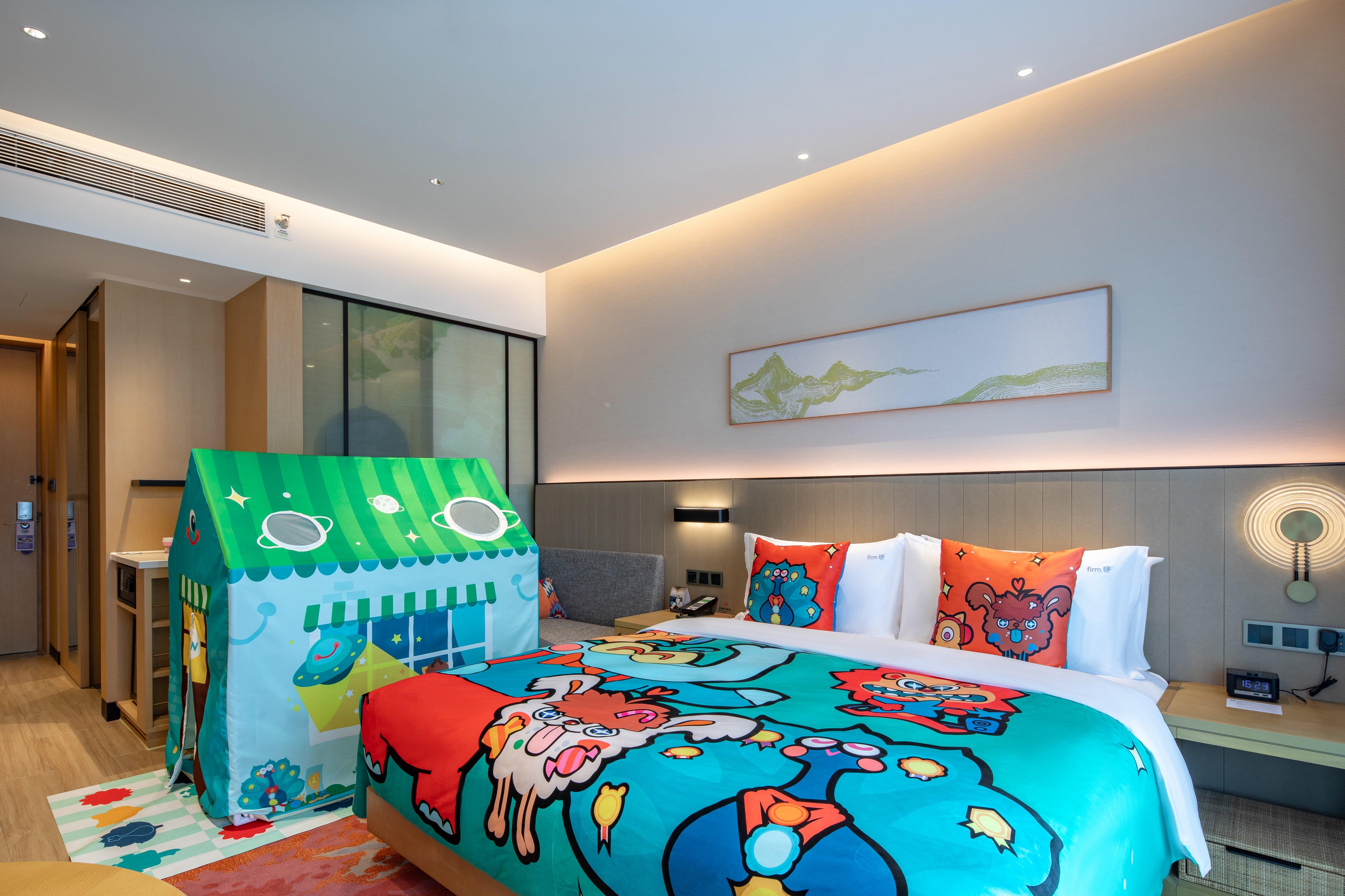 Double King Size Bed