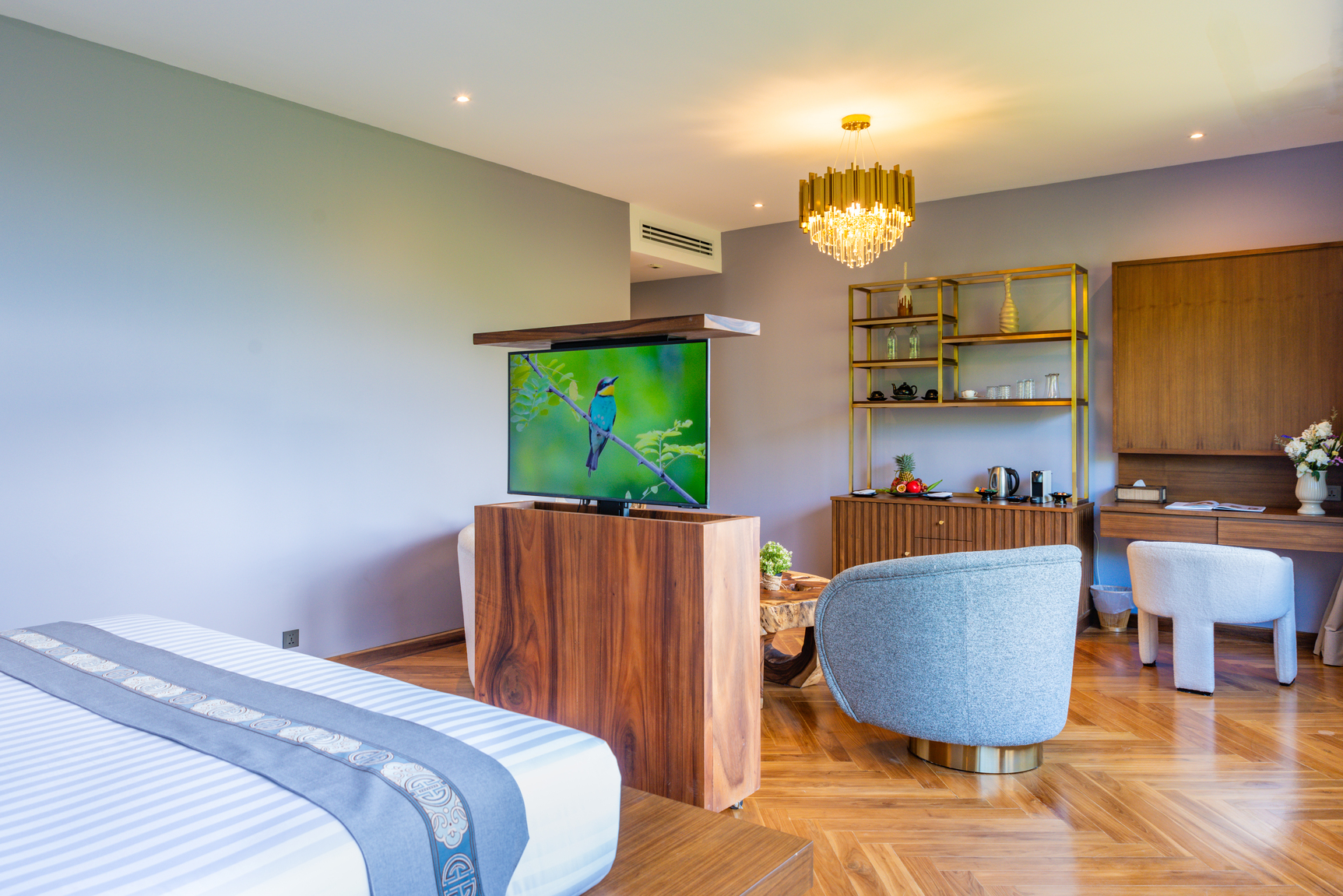 Junior Suite One Bedroom One Bathroom