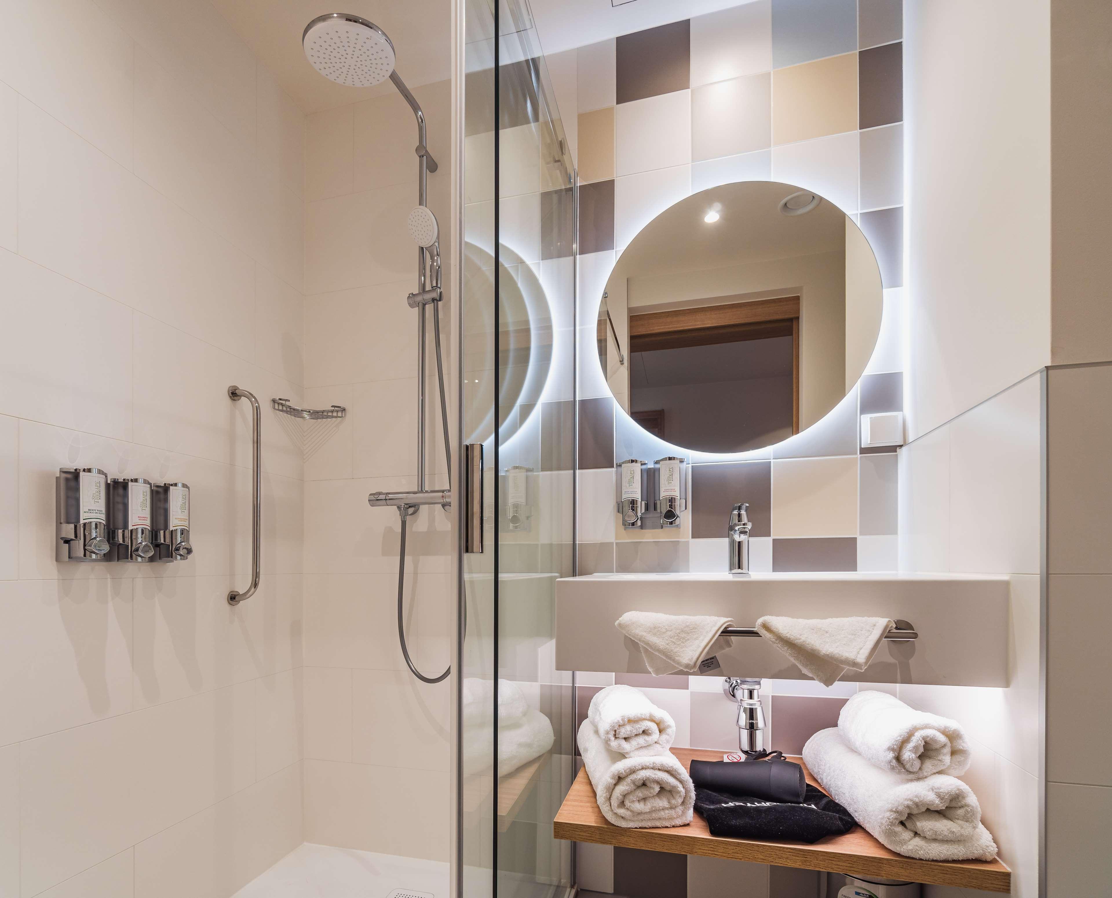 Family Room Connecting Room