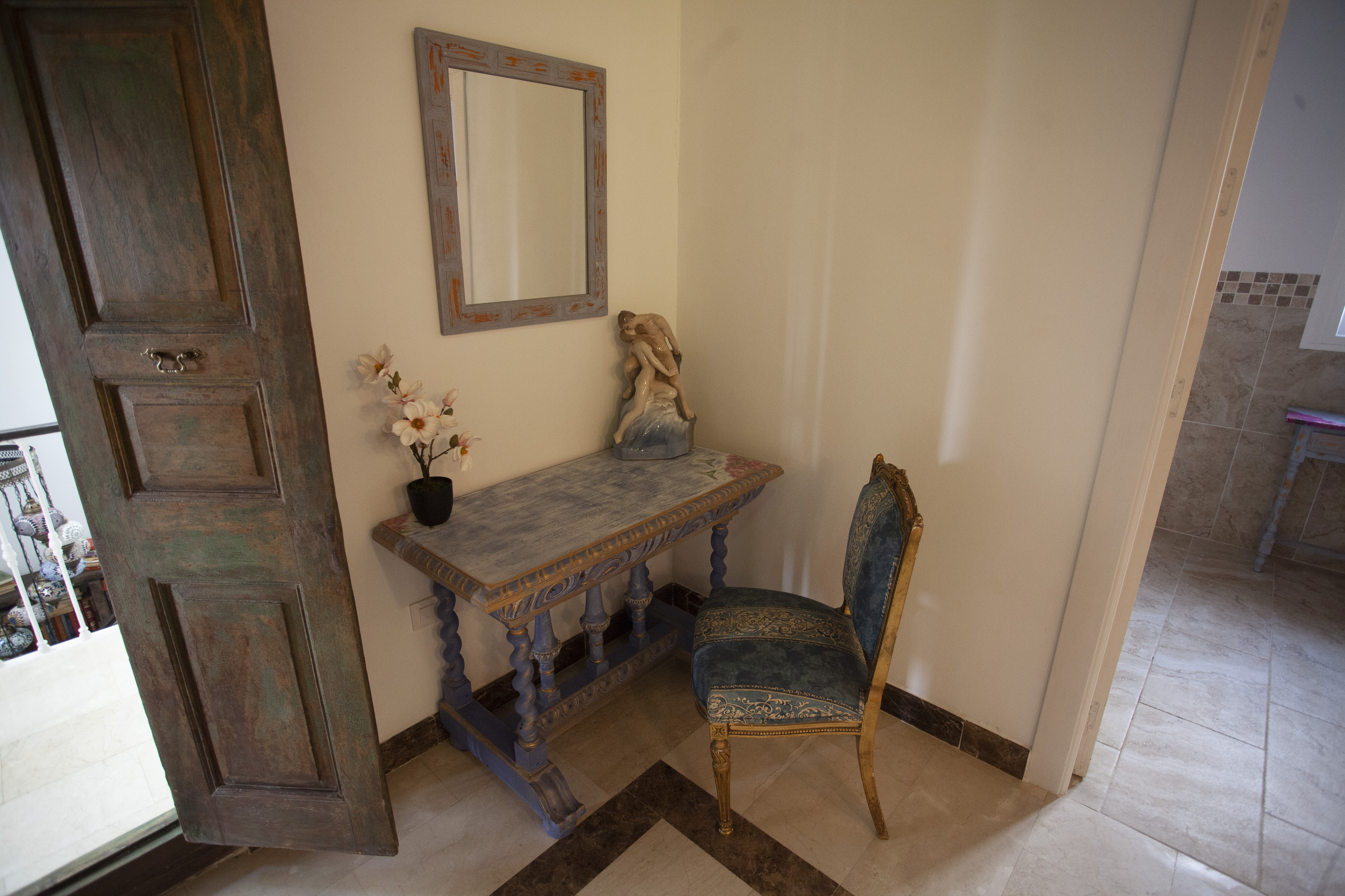 Double Queen Size Bed