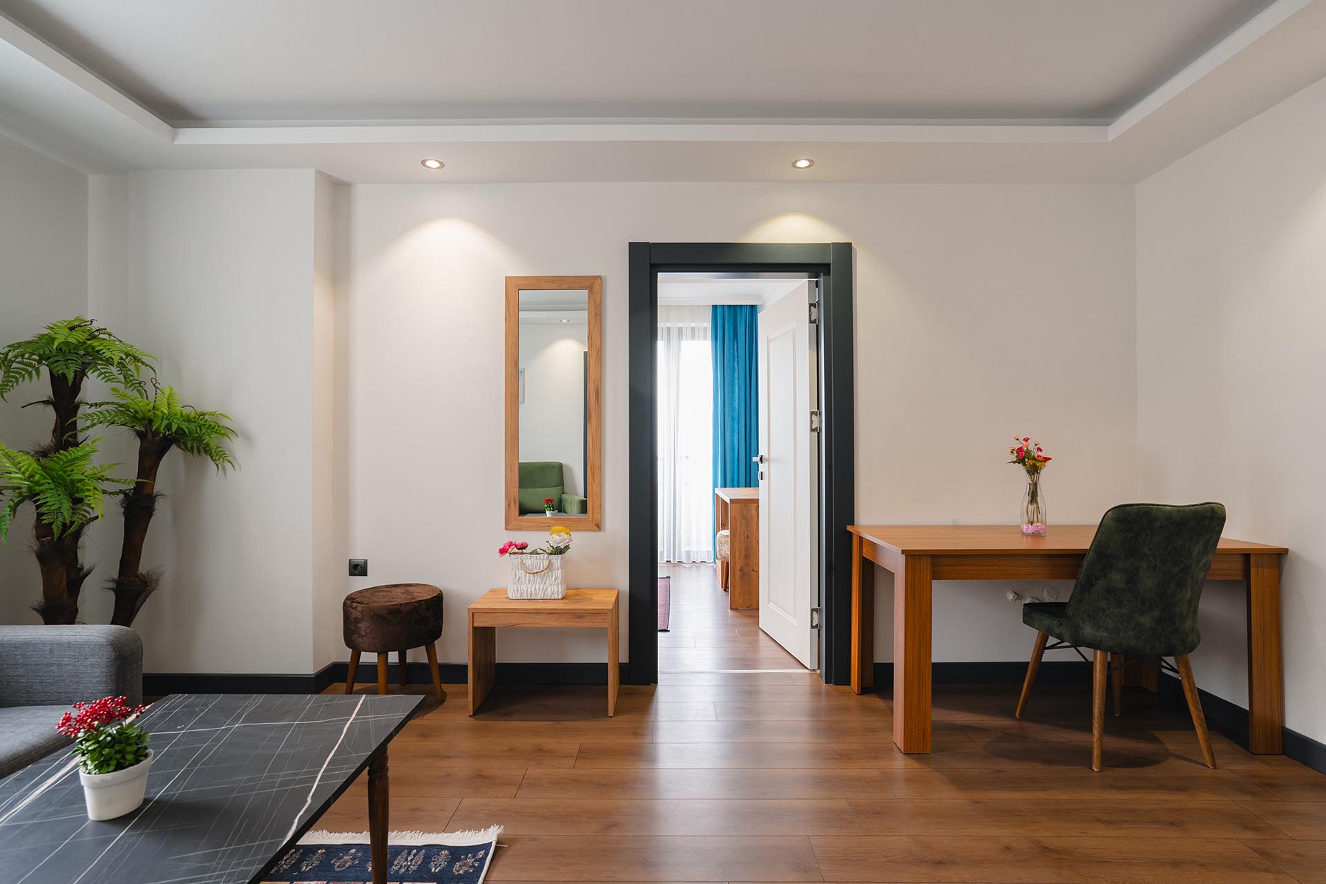 Family Room Business