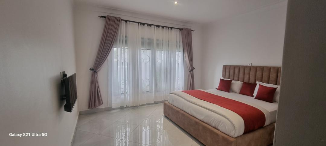 Bungalow Capacity 5 Three Bedroom