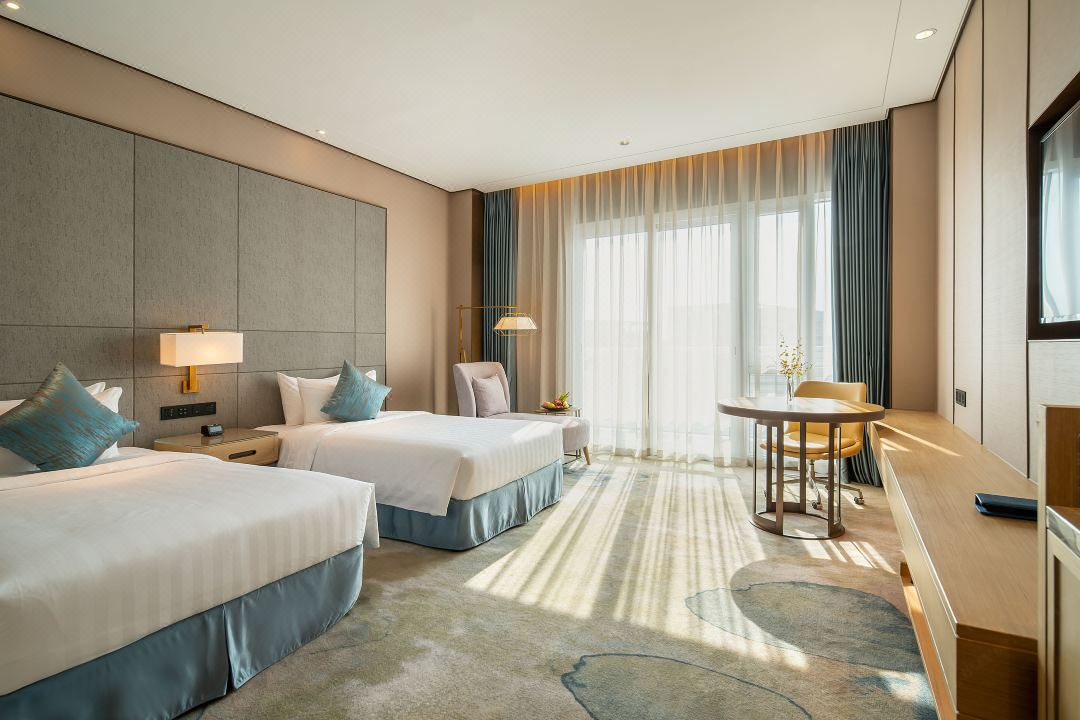 Twin Deluxe Two Beds