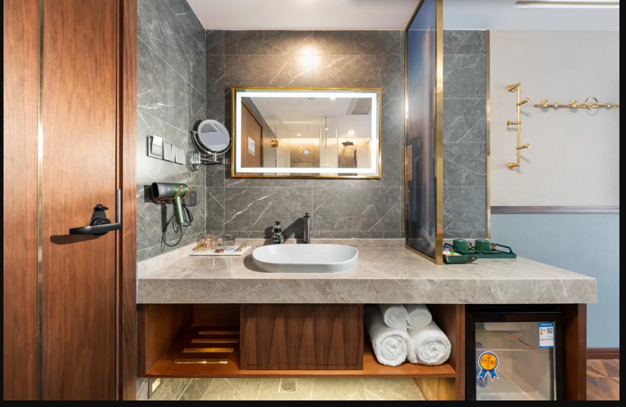 Family Room Superior