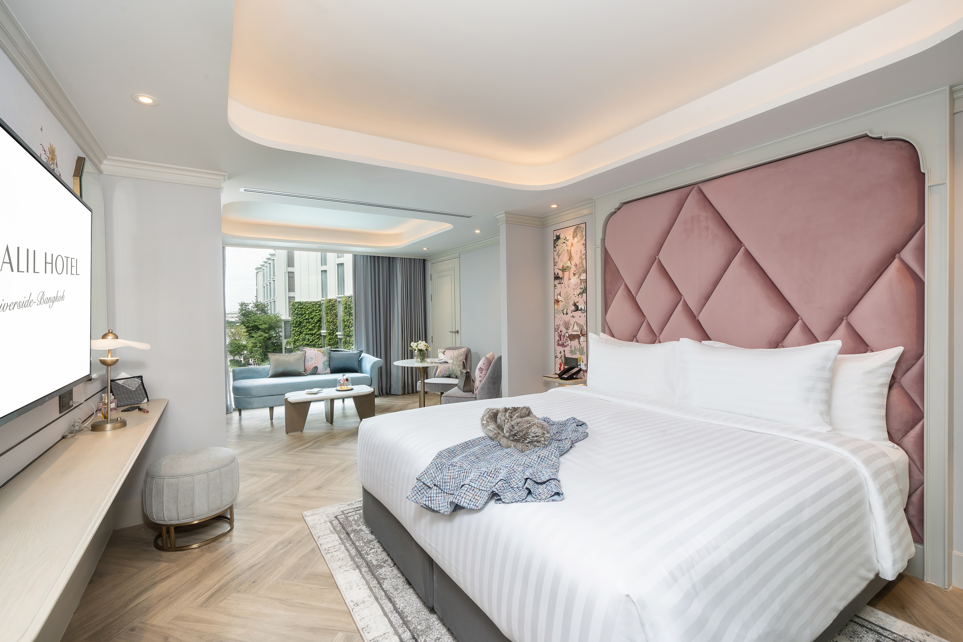 Double or Twin One Bedroom