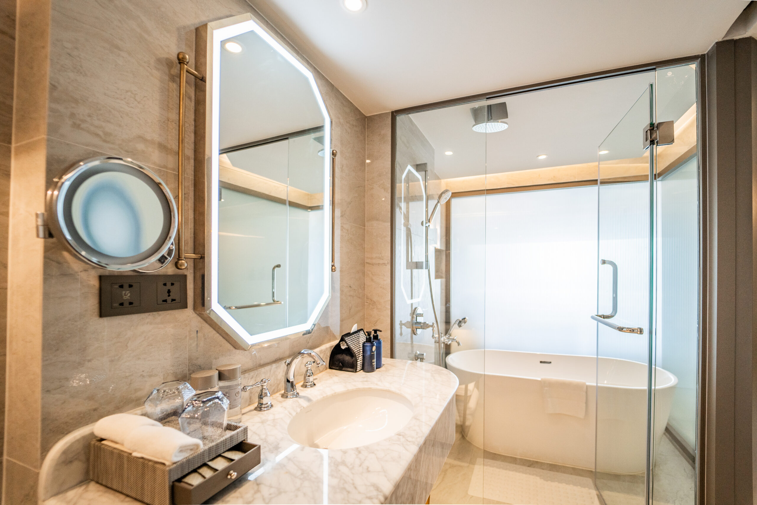 Double or Twin Club with Views