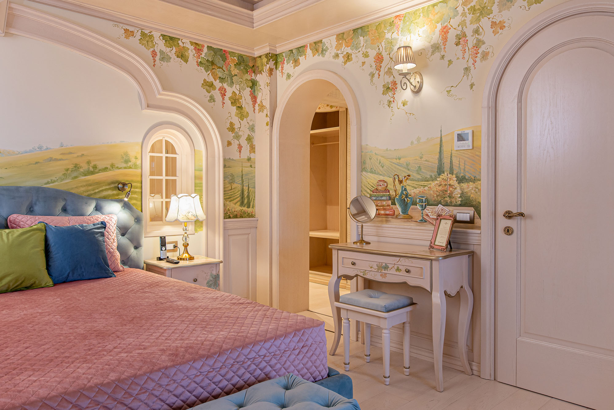 Apartment Two Bedrooms One Bathroom